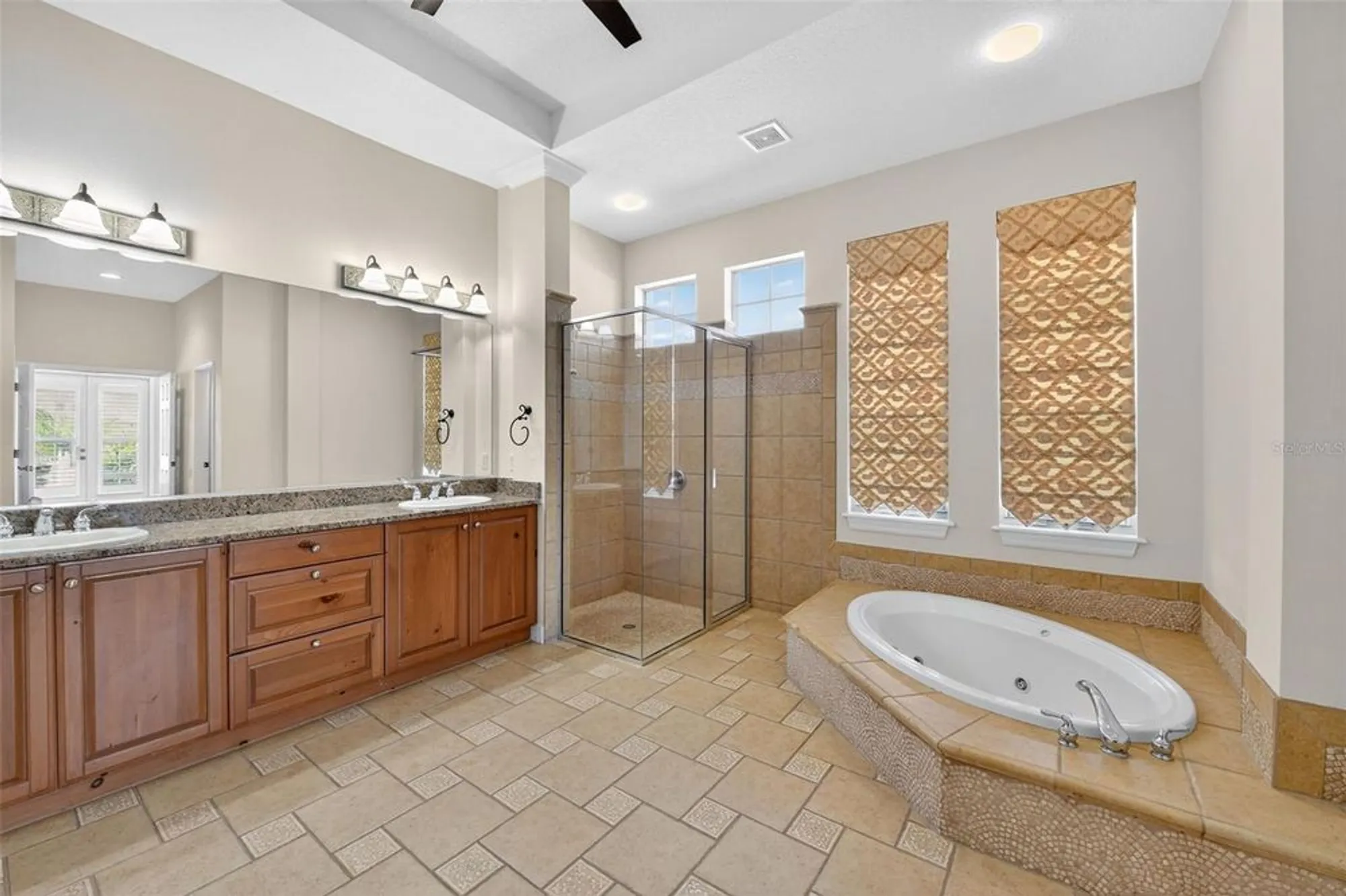 Property Slideshow image 17 of 56 | 5617 seagrass pl, Apollo Beach, FL, 33572