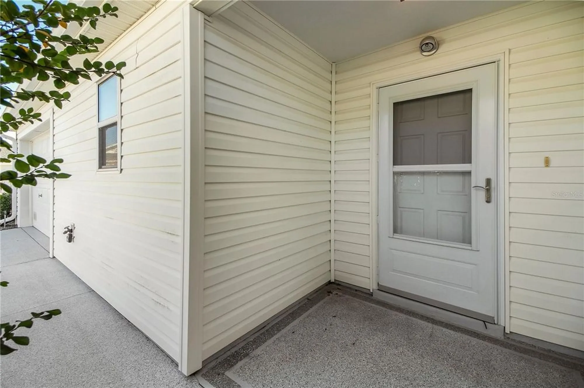 Property Slideshow image 6 of 45 | 438 grovewood pl, The Villages, FL, 32162