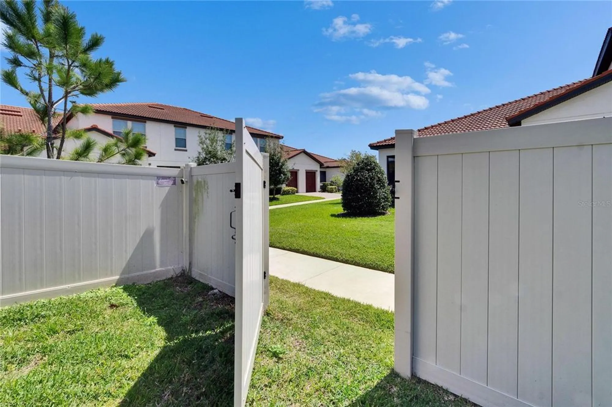 Property Slideshow image 49 of 98 | 16868 scuba crest st, Wimauma, FL, 33598