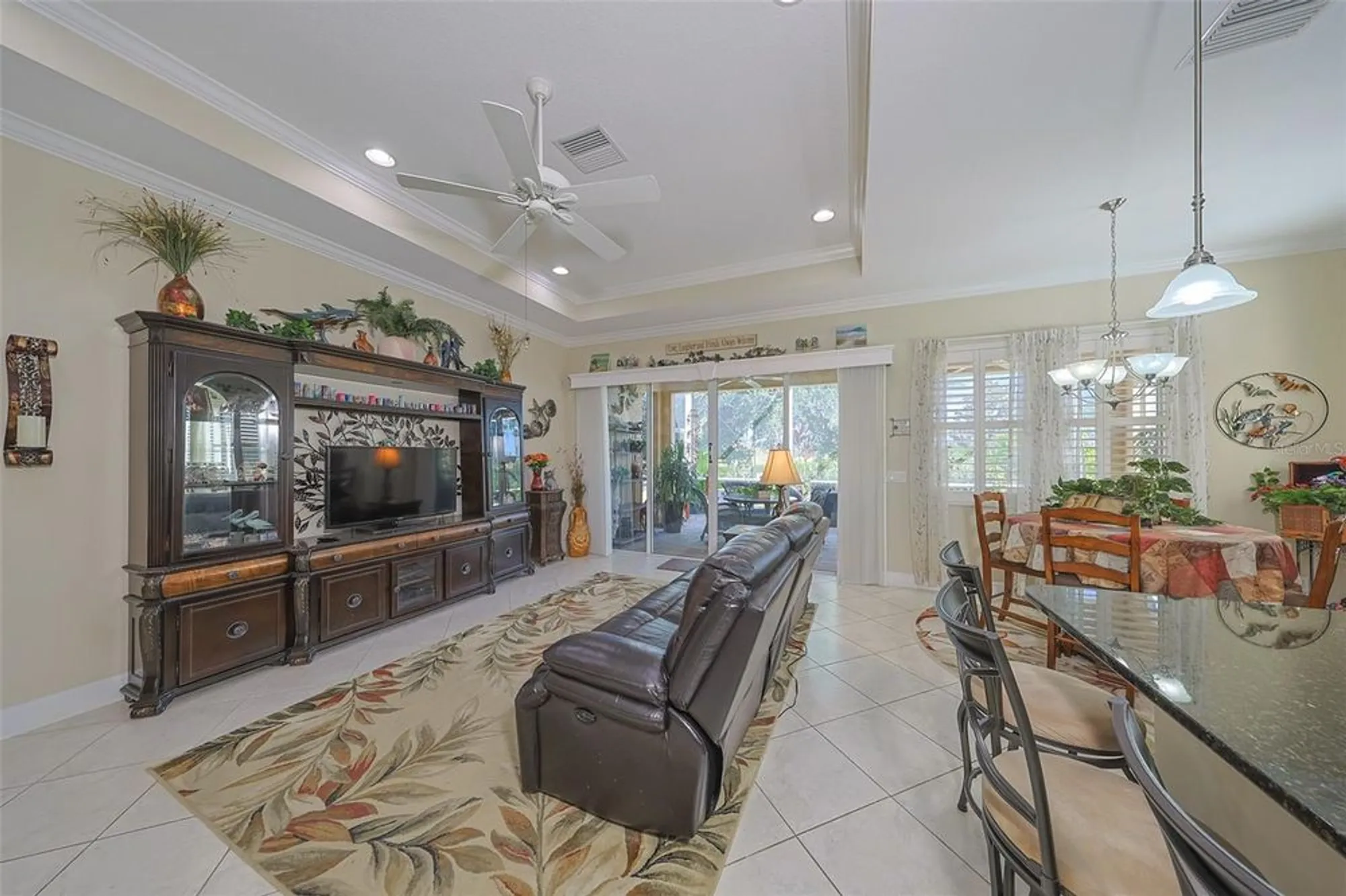 Property Slideshow image 22 of 42 | 321 siena vista pl, Sun City Center, FL, 33573