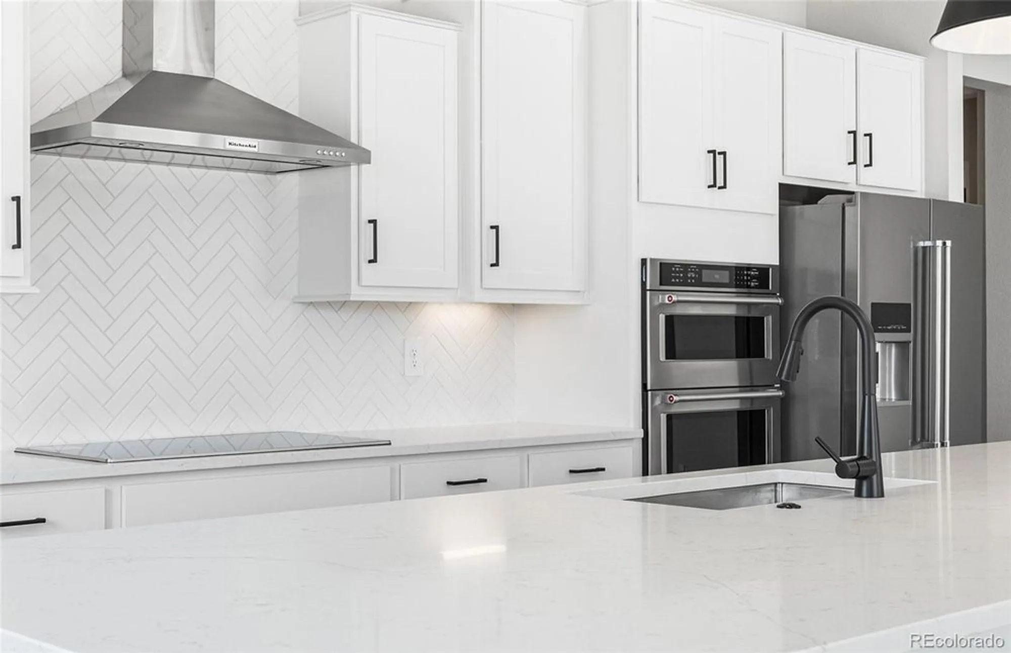 Property Slideshow image 12 of 45 | 8831 s quemoy st, Aurora, CO, 80016