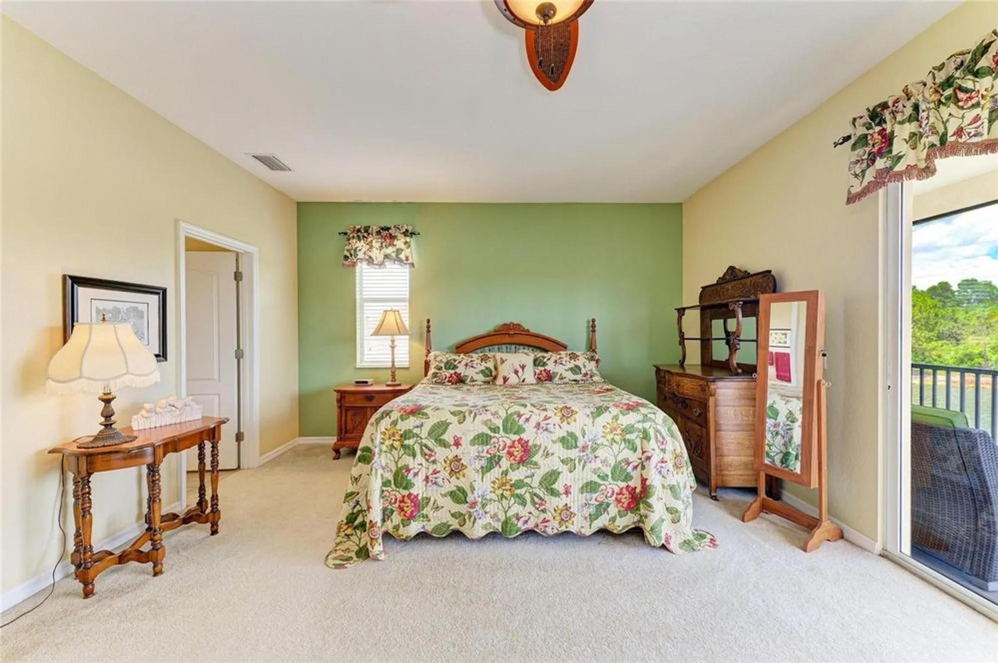 Property Slideshow image 58 of 89 | 235 river enclave ct, Bradenton, FL, 34212