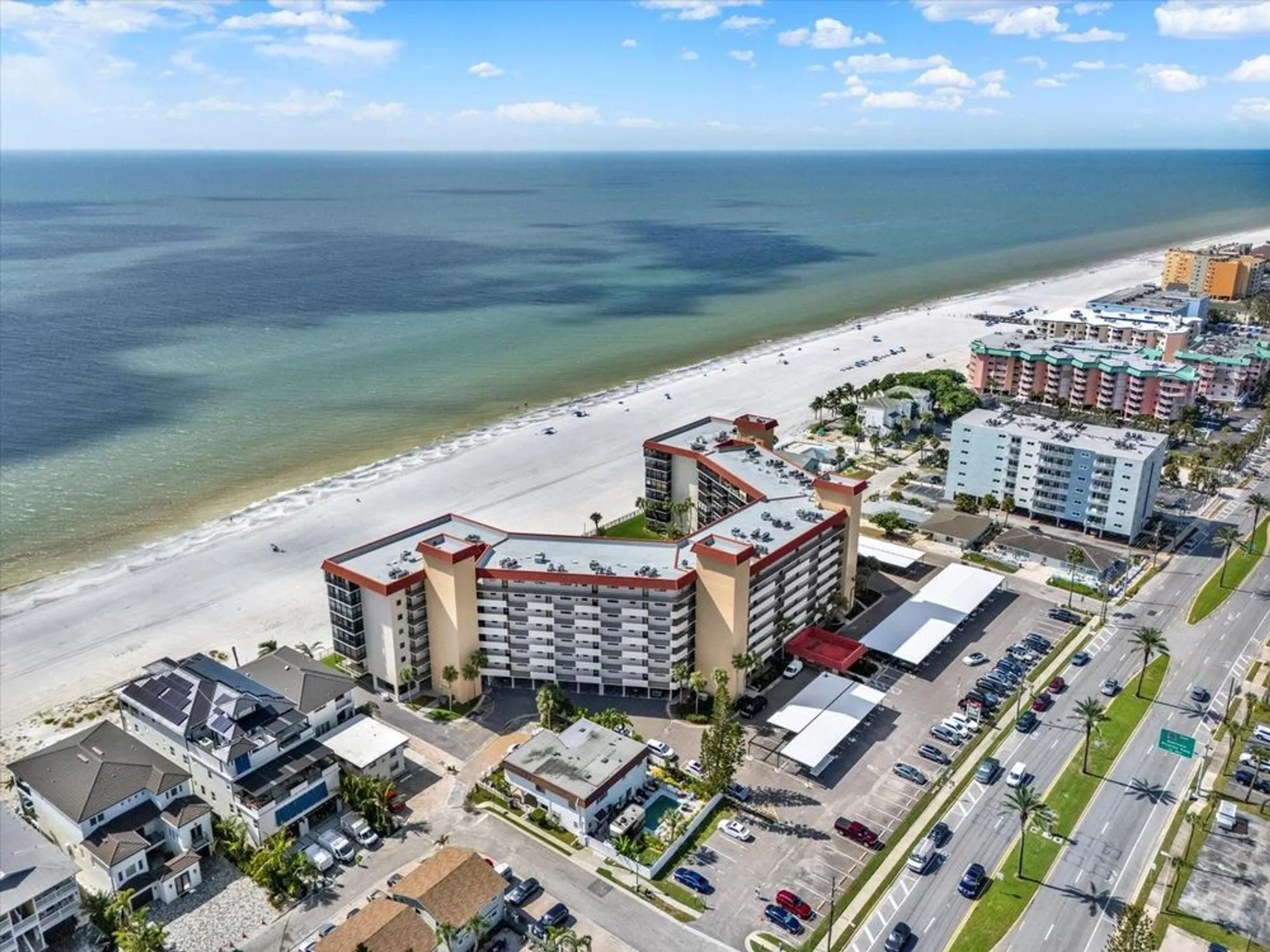 Property Slideshow image 32 of 40 | 18304 gulf blvd 219, Redington Shores, FL, 33708