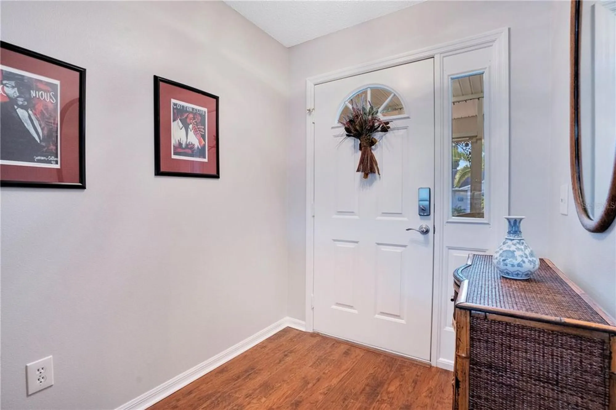 Property Slideshow image 4 of 48 | 725 timbercrest dr, Leesburg, FL, 34748