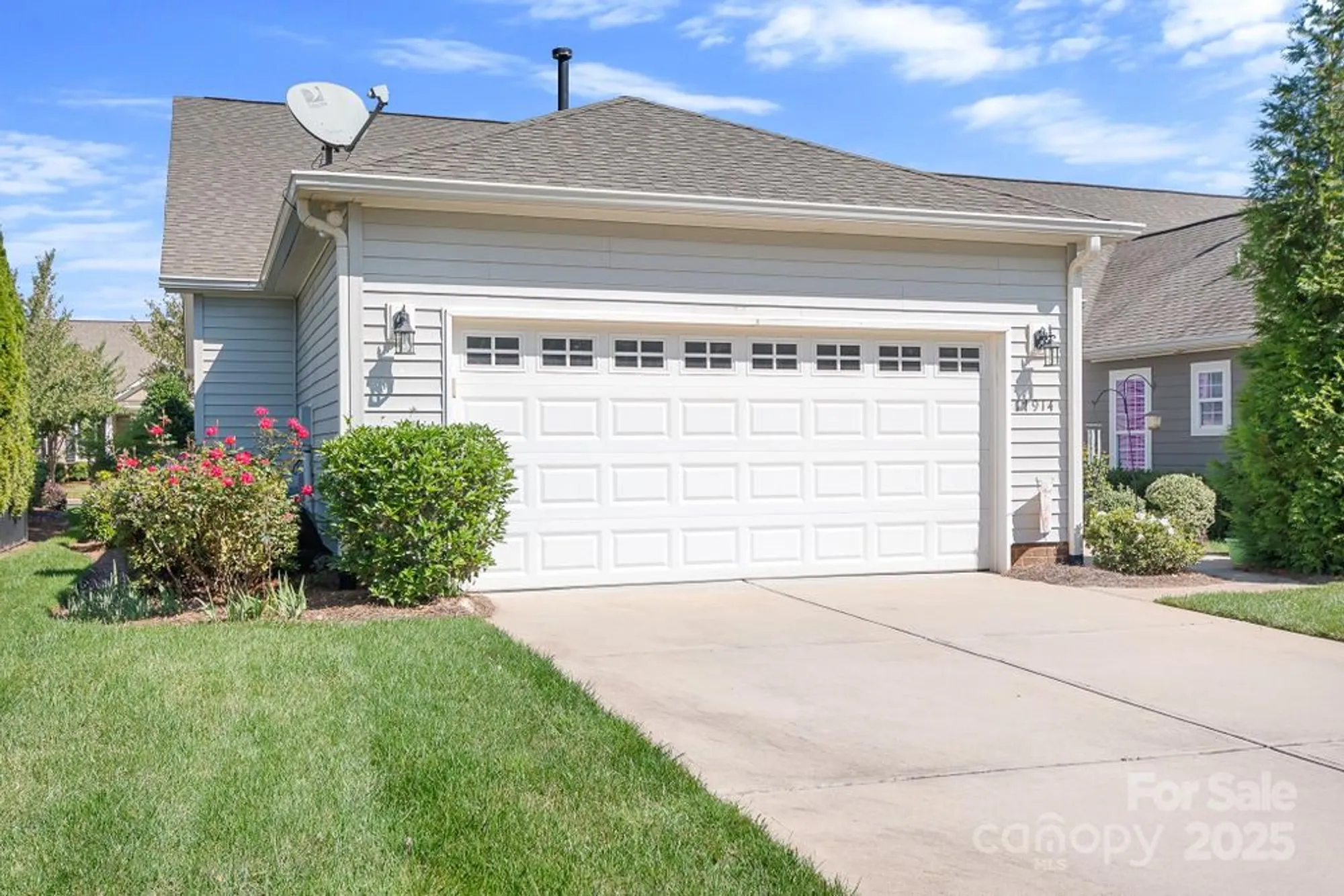 Property Slideshow image 25 of 36 | 17914 coulter pkwy, Cornelius, NC, 28031