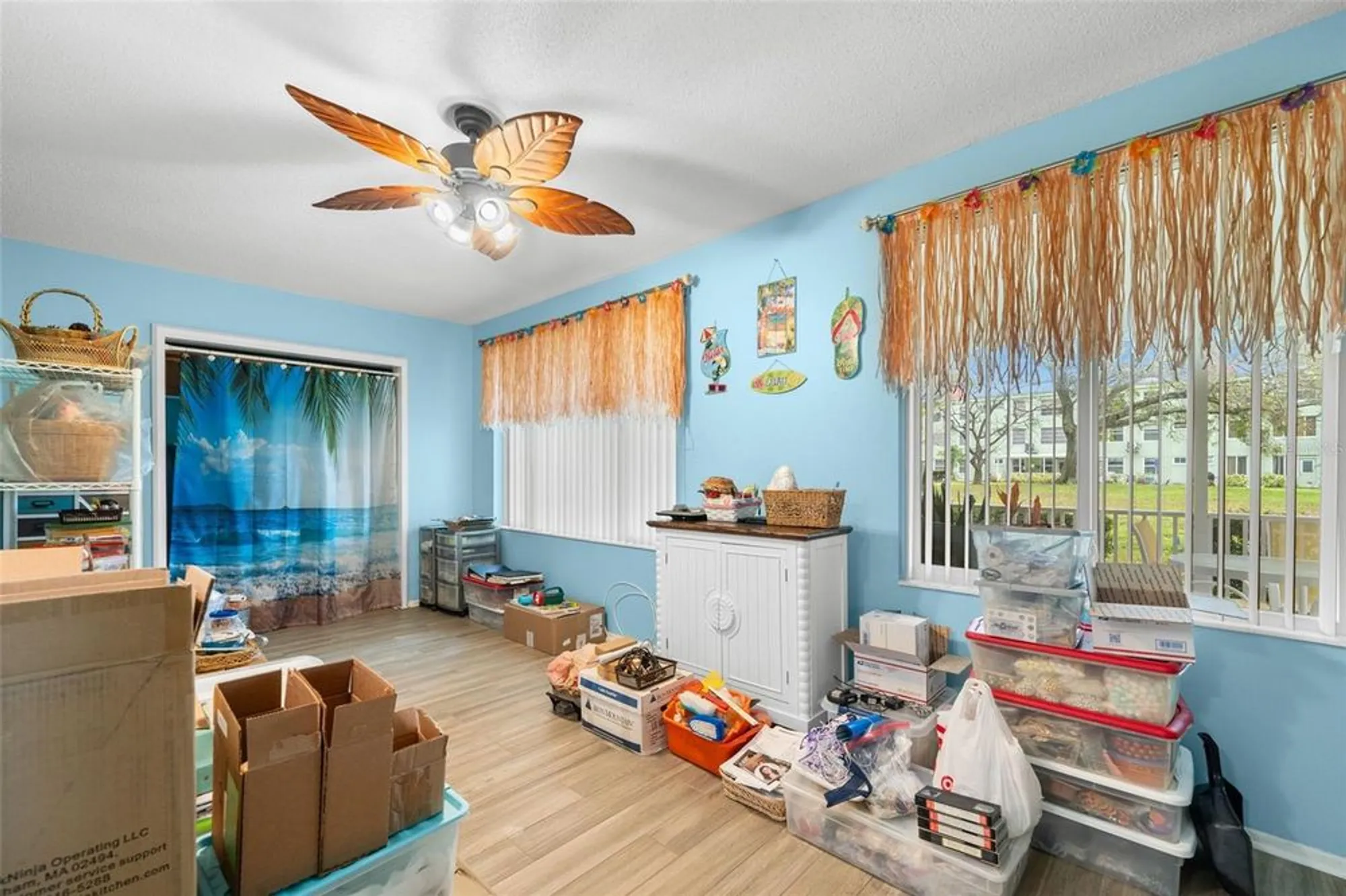 Property Slideshow image 13 of 39 | 2379 finlandia ln apt 21, Clearwater, FL, 33763