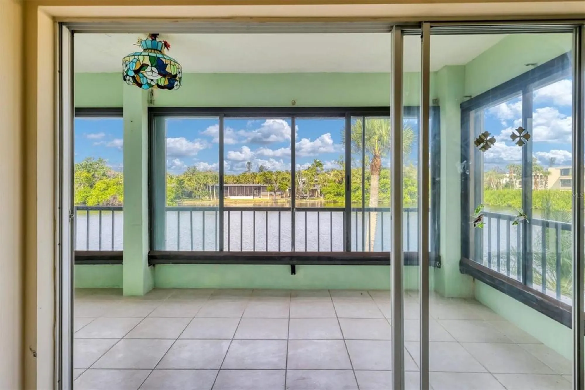 Property Slideshow image 26 of 53 | 101 whispering sands dr apt 205, Sarasota, FL, 34242