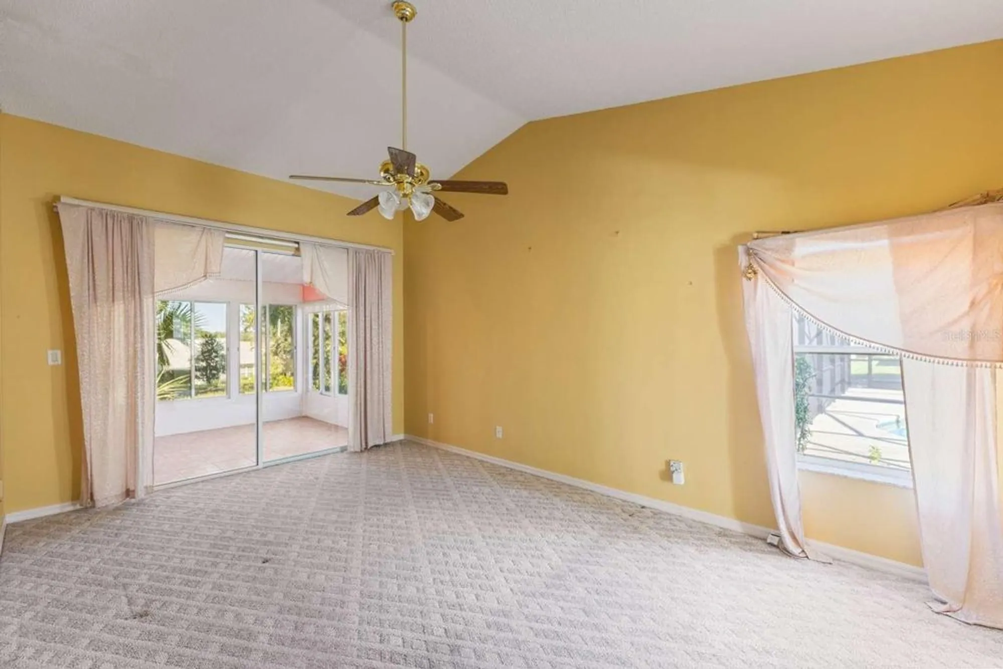 Property Slideshow image 4 of 29 | 24725 brightwater ct, Leesburg, FL, 34748