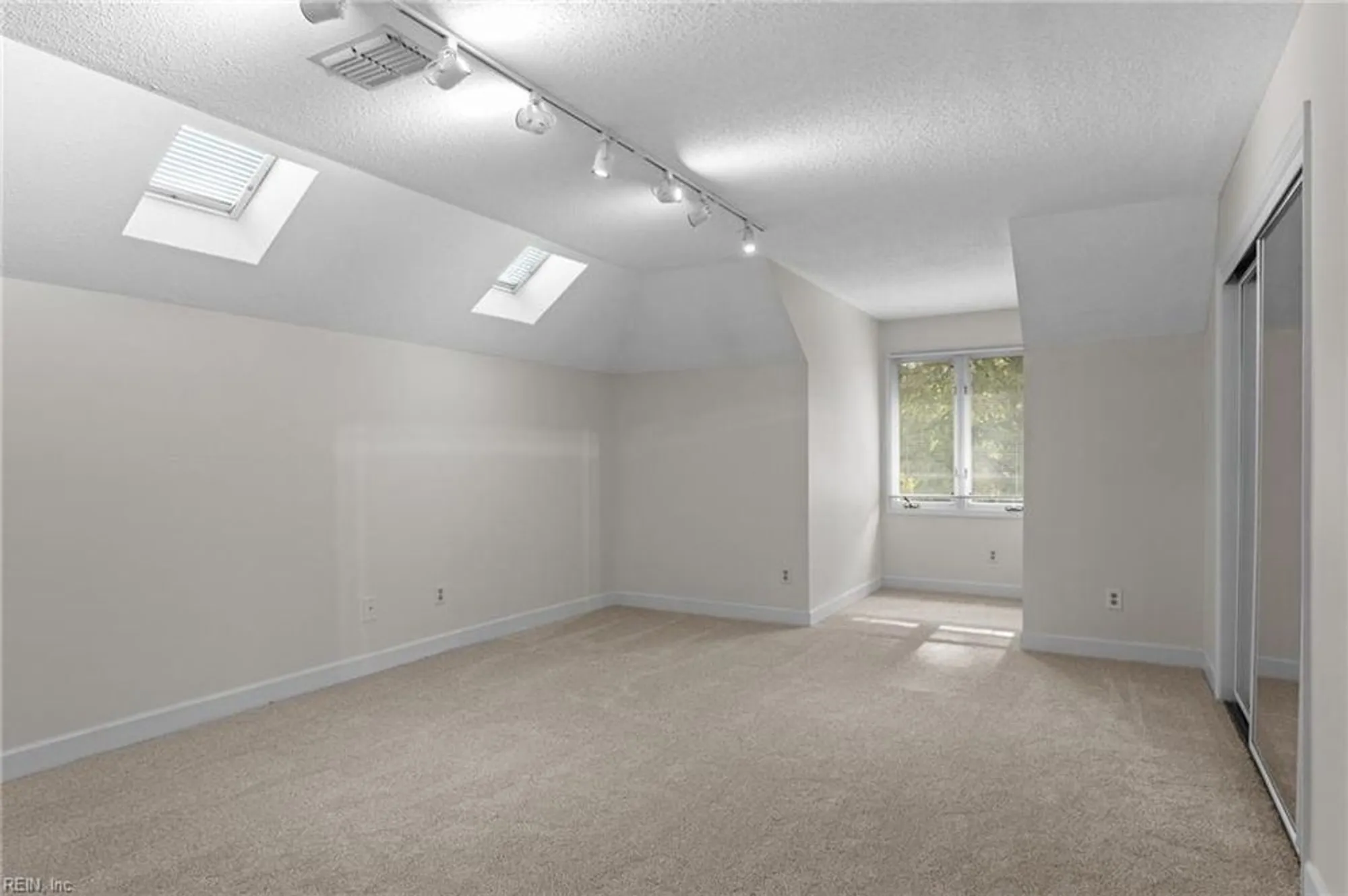 Property Slideshow image 23 of 39 | 101 moodys run, Williamsburg, VA, 23185