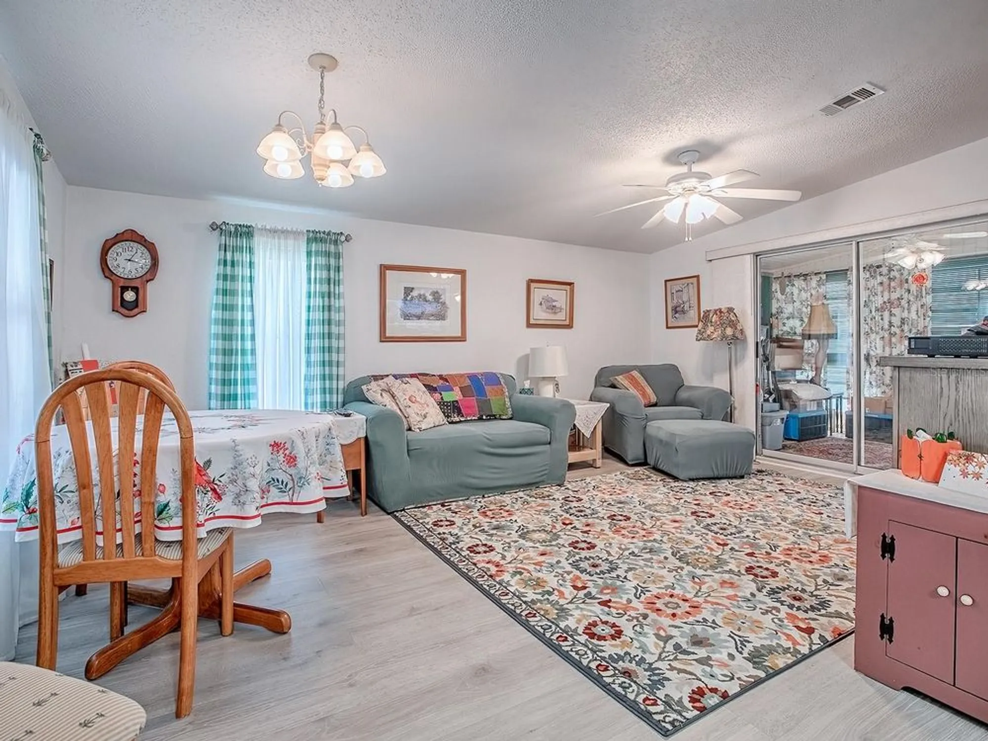 Property Slideshow image 7 of 23 | 730 cottage park ln, Leesburg, FL, 34748