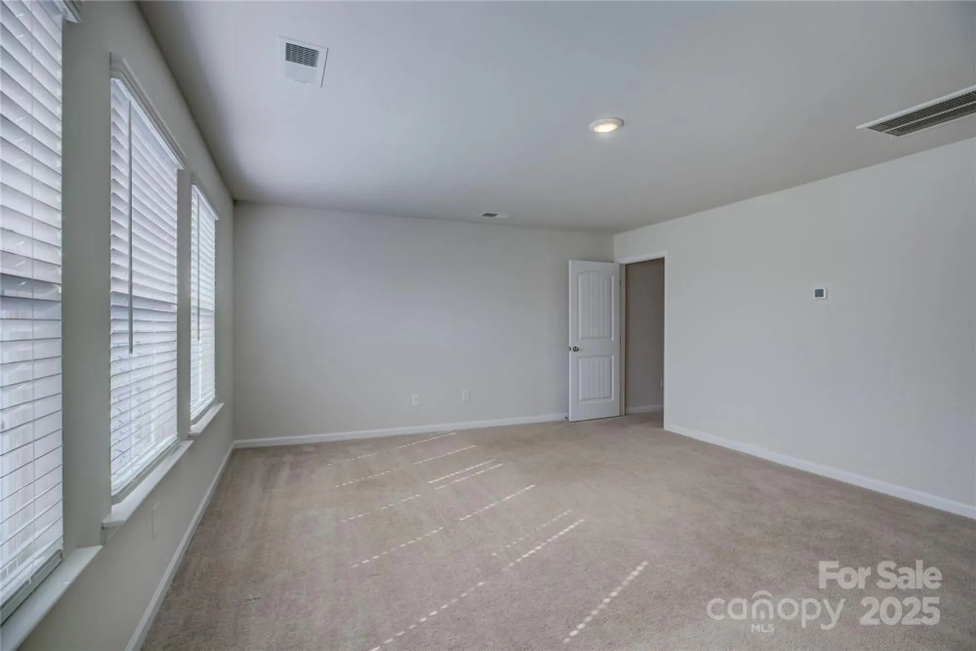 Property Slideshow image 39 of 48 | 15429 topanga dr, Charlotte, NC, 28278