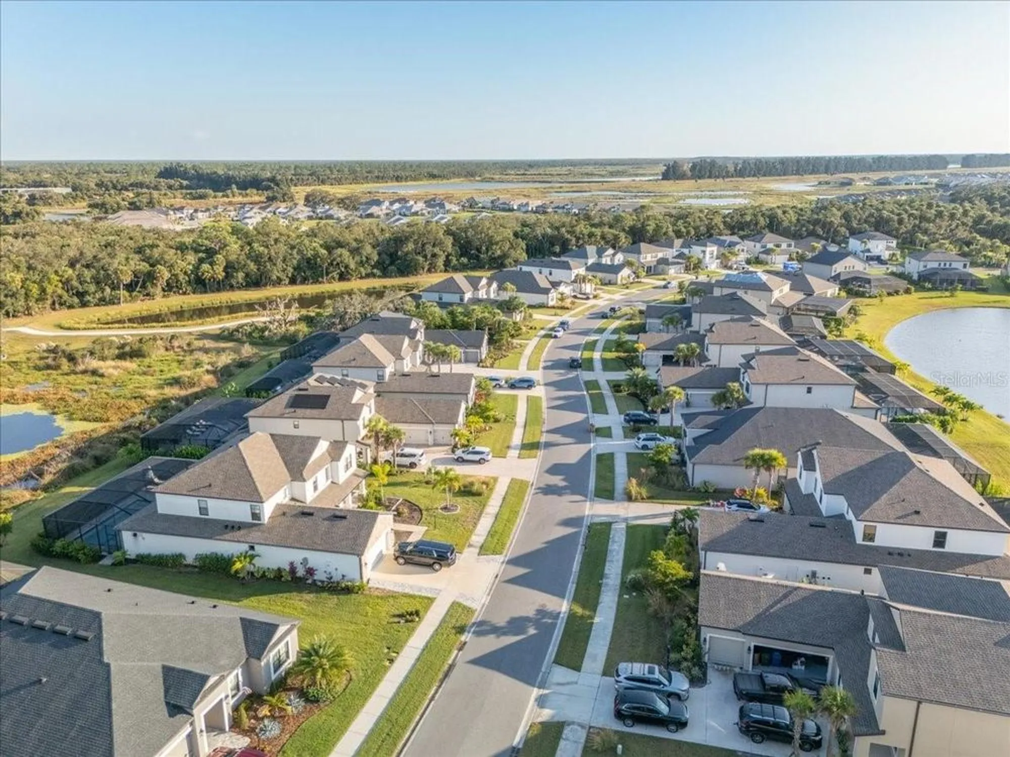 Property Slideshow image 3 of 86 | 10215 milky way cir, Sarasota, FL, 34241