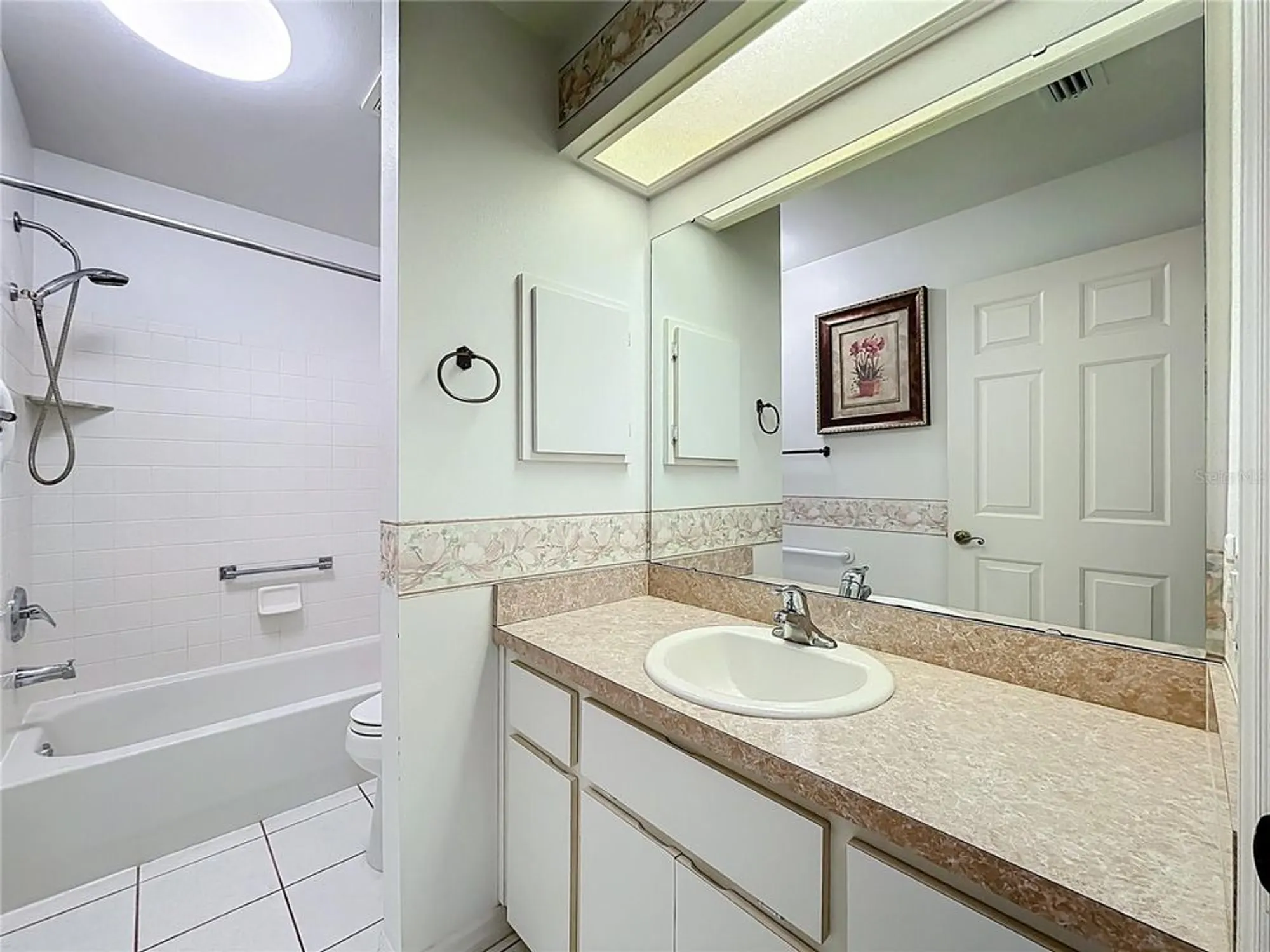 Property Slideshow image 32 of 63 | 5518 queen victoria dr, Leesburg, FL, 34748