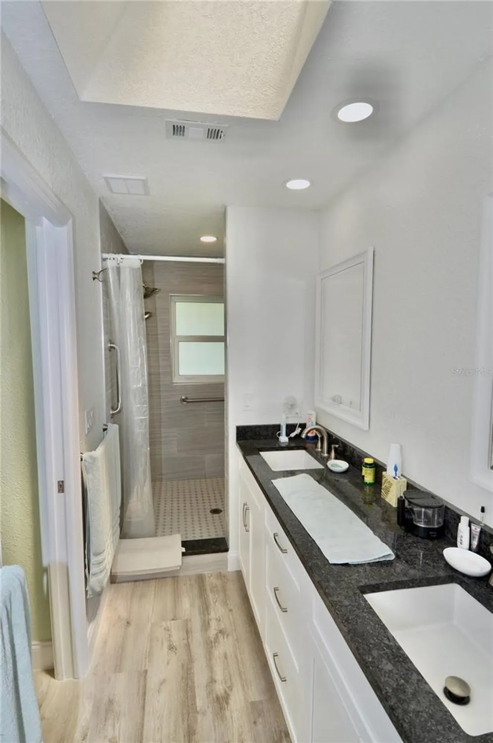 Property Slideshow image 31 of 77 | 611 paget dr, Venice, FL, 34293