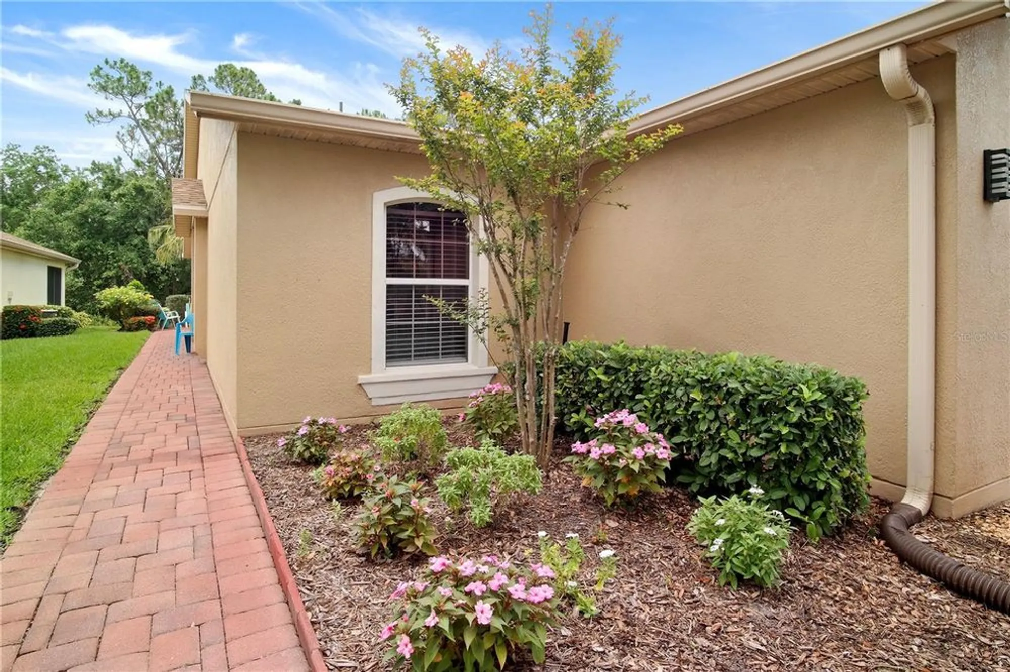 Property Slideshow image 3 of 36 | 516 millifiora ln, Kissimmee, FL, 34759