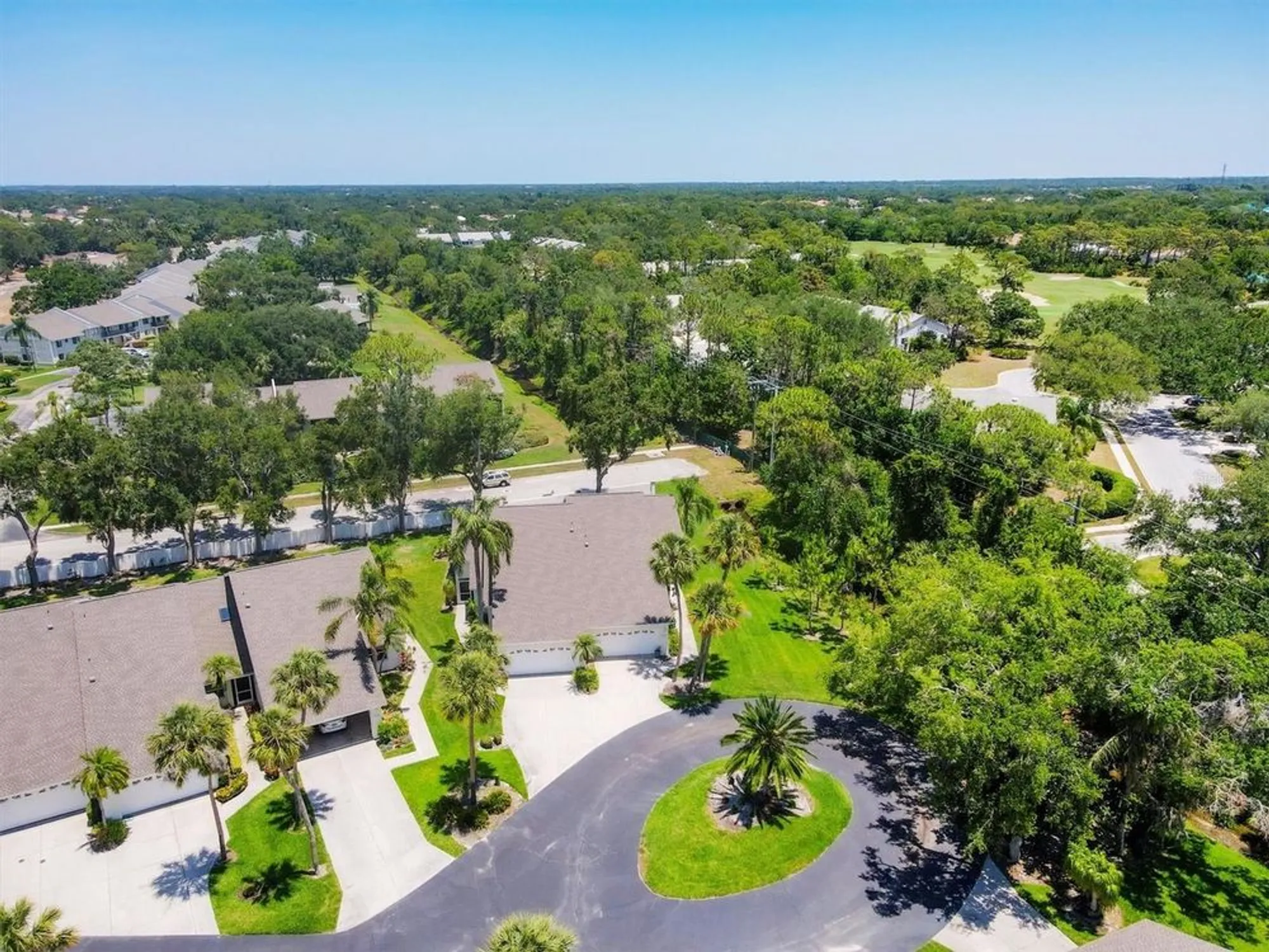 Property Slideshow image 37 of 55 | 6222 country club way, Sarasota, FL, 34243