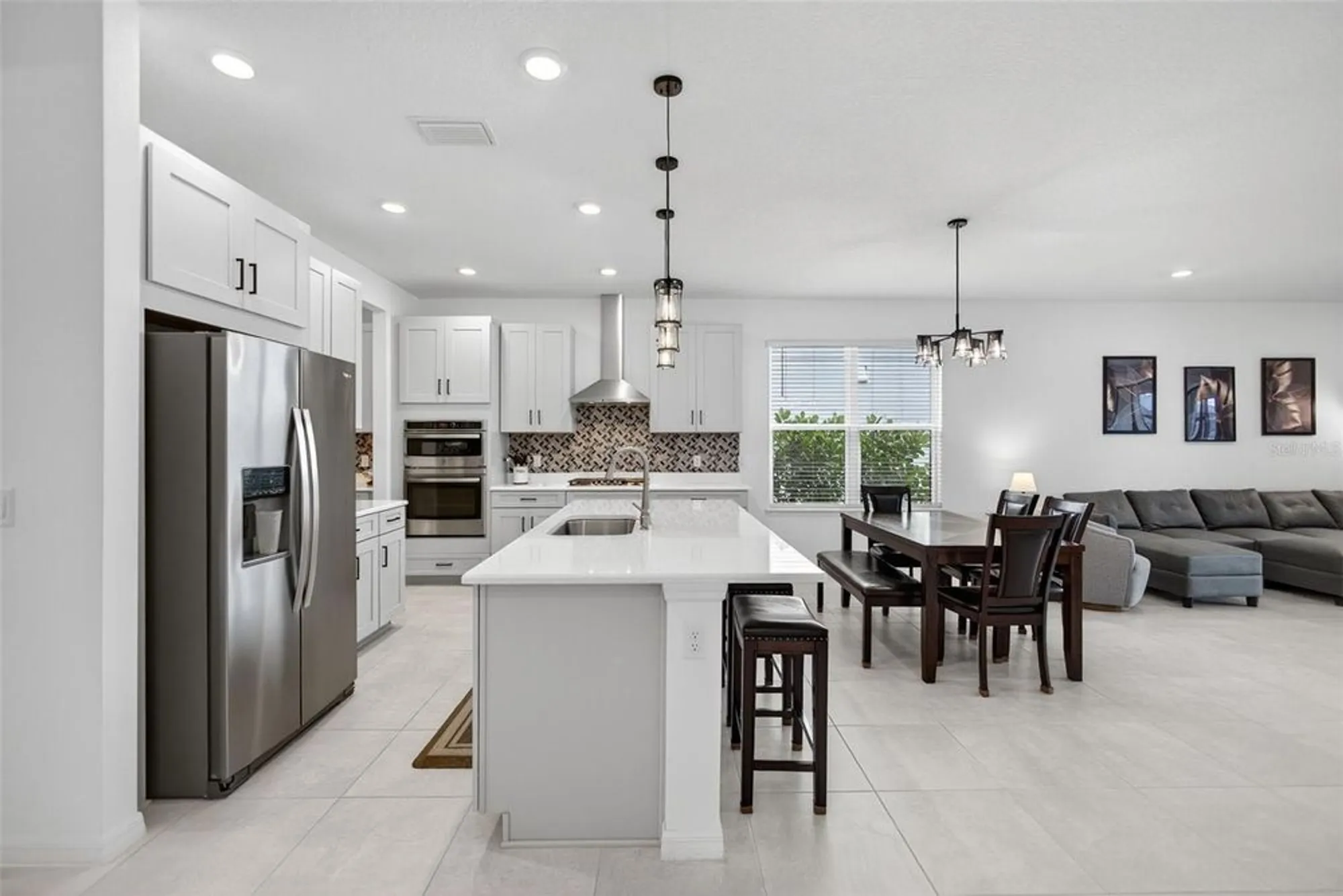 Property Slideshow image 11 of 47 | 16426 paynes mill dr, Bradenton, FL, 34211