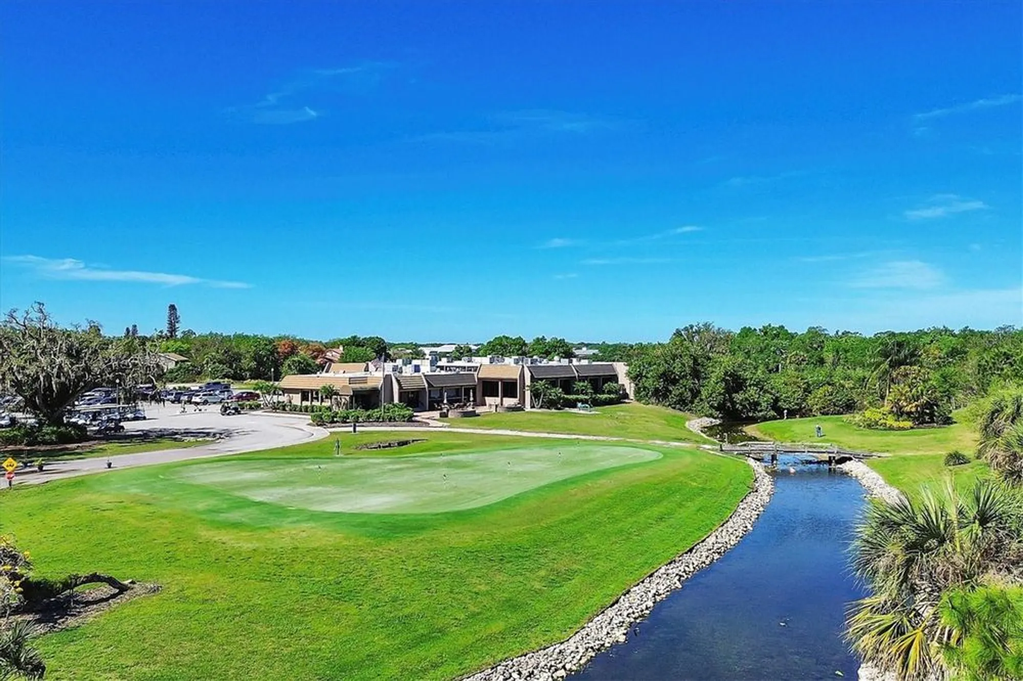 Property Slideshow image 70 of 78 | 4555 forest wood trl 23, Sarasota, FL, 34241