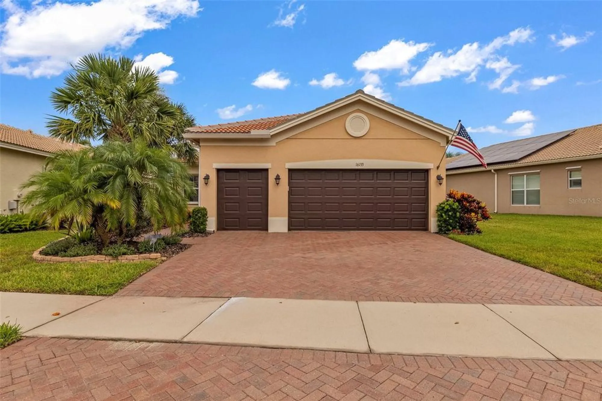 Property Slideshow image 3 of 49 | 16133 coquina bay ln, Wimauma, FL, 33598