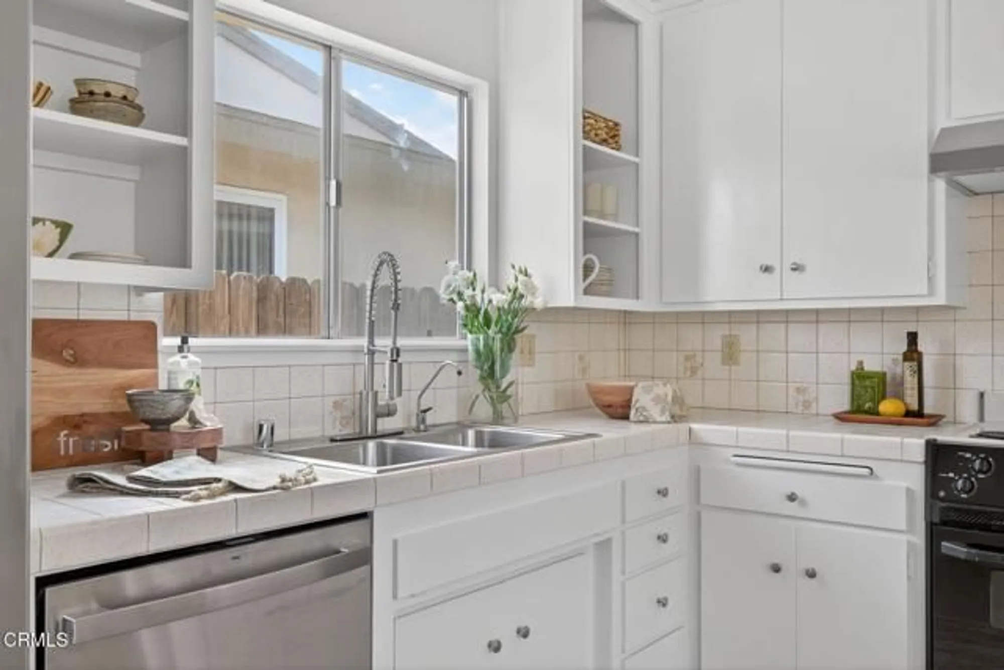 Property Slideshow image 24 of 66 | 317 e garden grn, Port Hueneme, CA, 93041