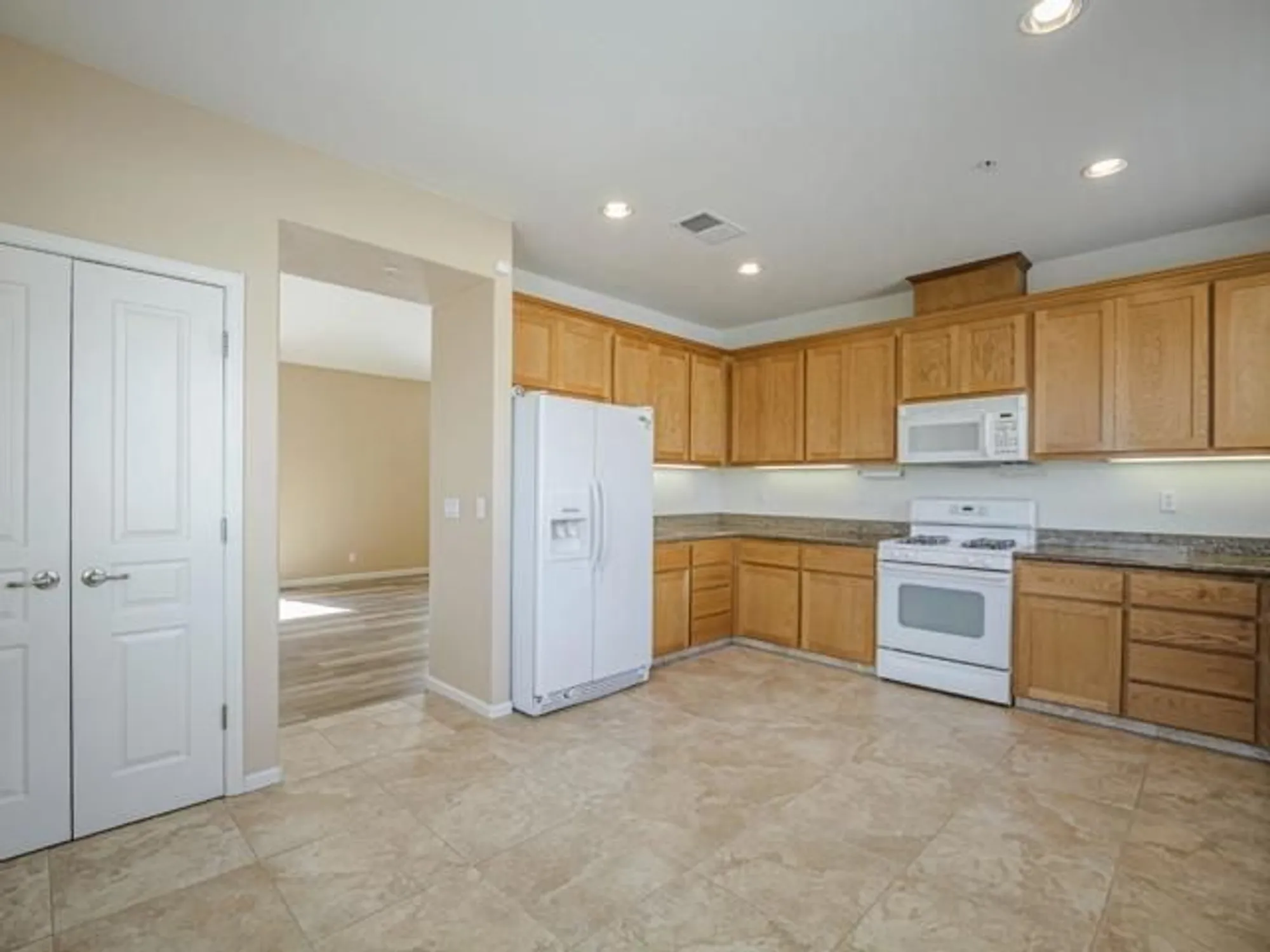 Property Slideshow image 16 of 38 | 443 vivienne dr, Watsonville, CA, 95076