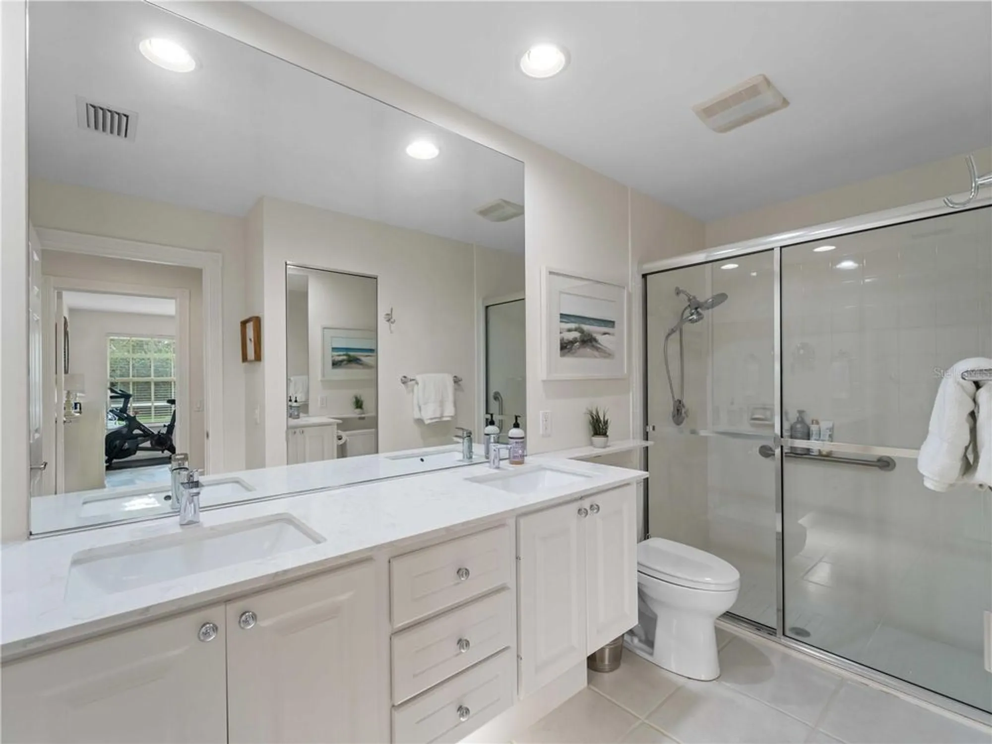 Property Slideshow image 21 of 62 | 7641 quinto dr, Sarasota, FL, 34238