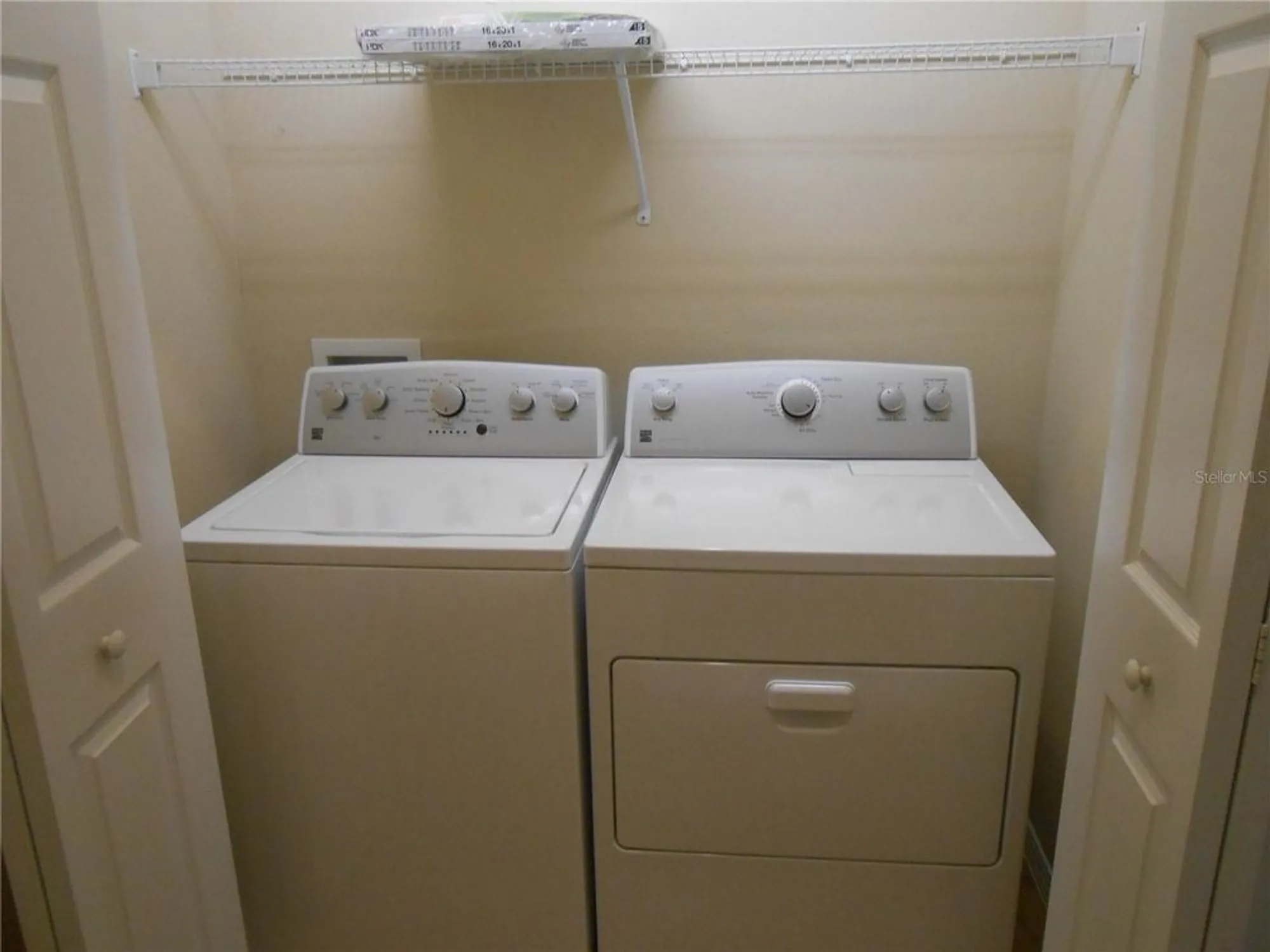 Property Slideshow image 38 of 61 | 344 mystic falls dr, Apollo Beach, FL, 33572