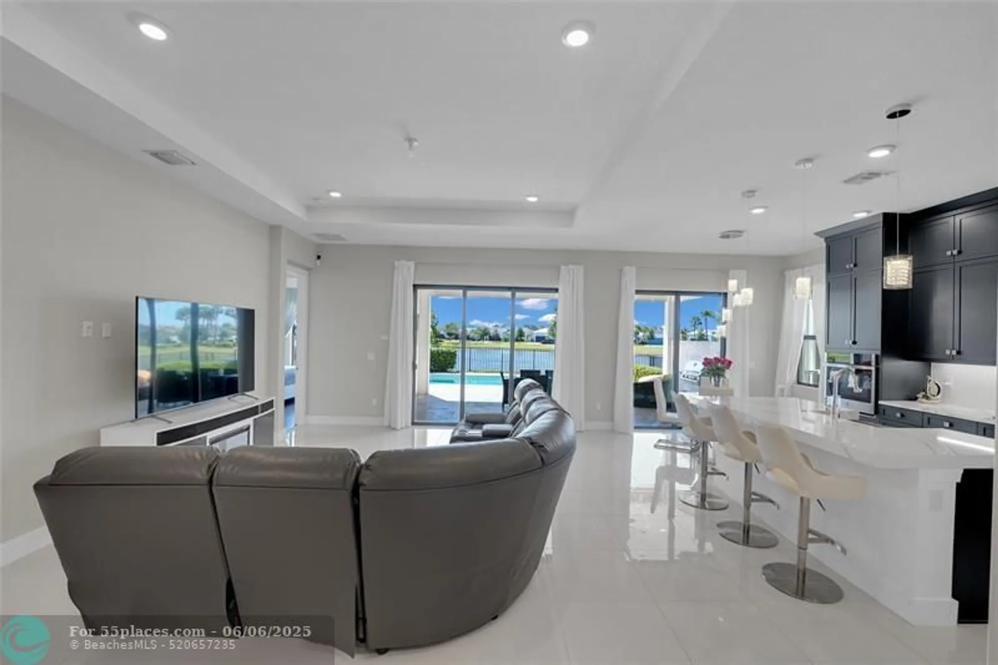 Property Slideshow image 19 of 43 | 15798 cresswind pl, Loxahatchee, FL, 33470