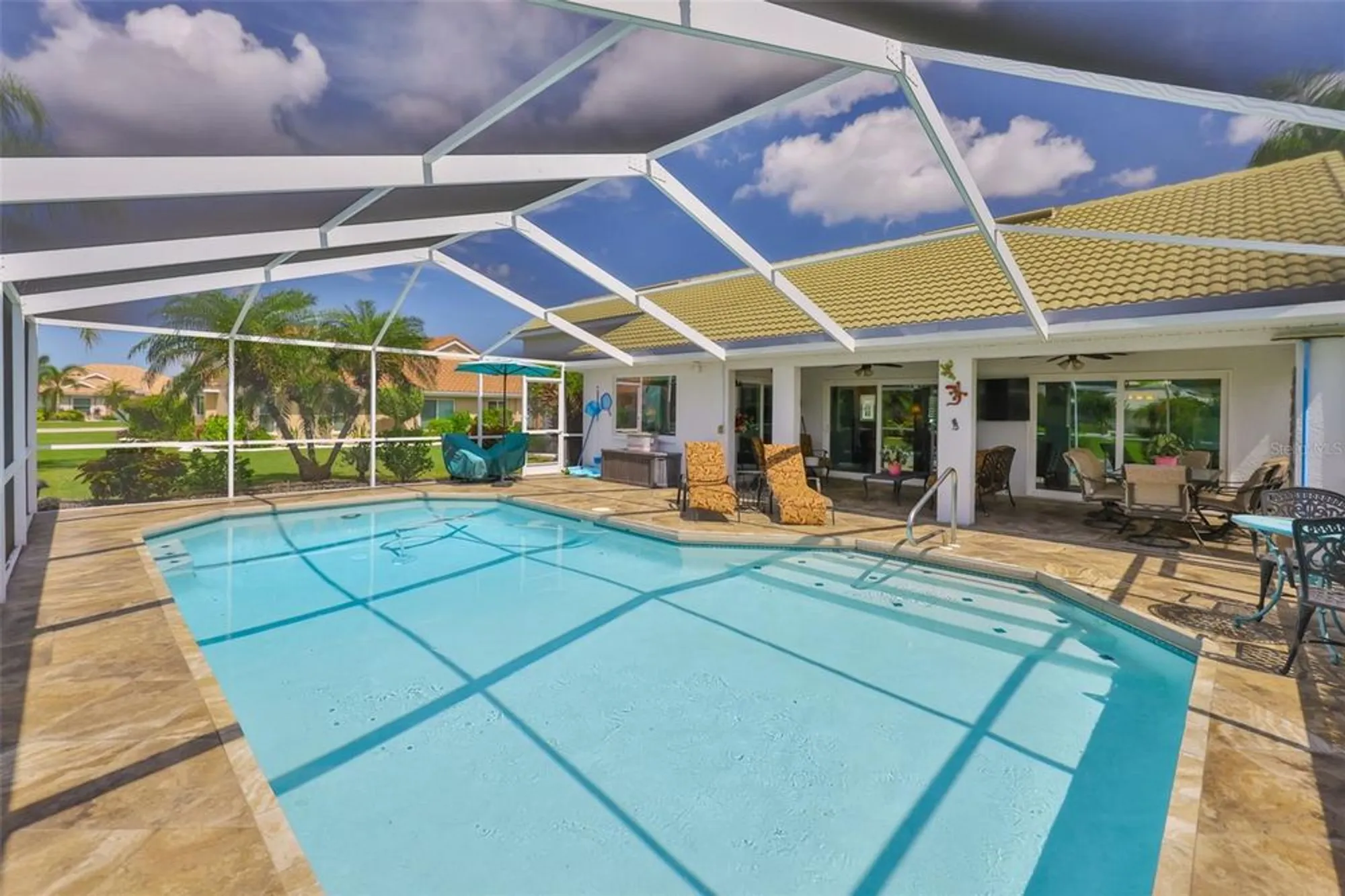 Property Slideshow image 33 of 51 | 2249 new bedford dr, Sun City Center, FL, 33573