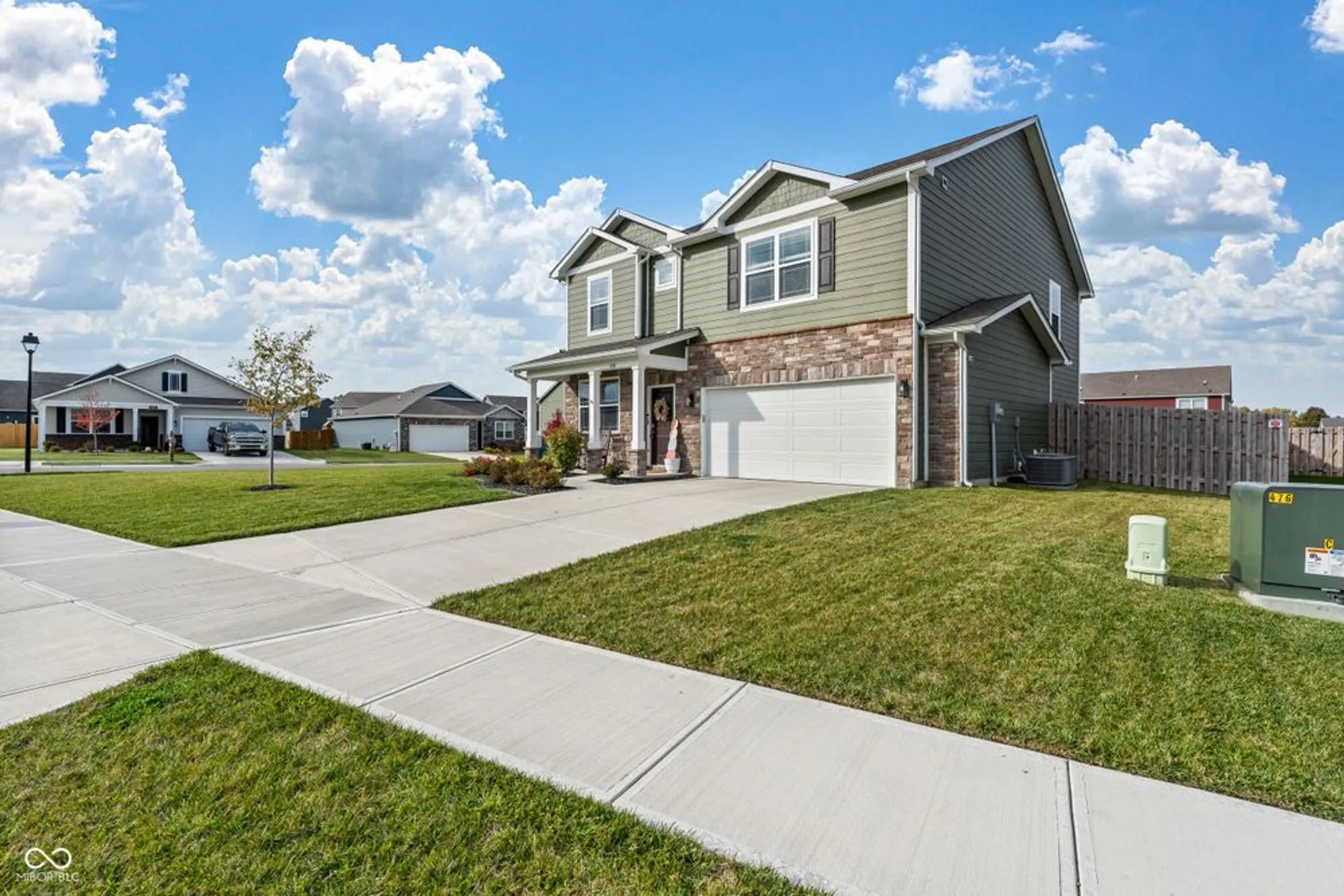 Property Slideshow image 45 of 57 | 9138 hemingway dr, Indianapolis, IN, 46239