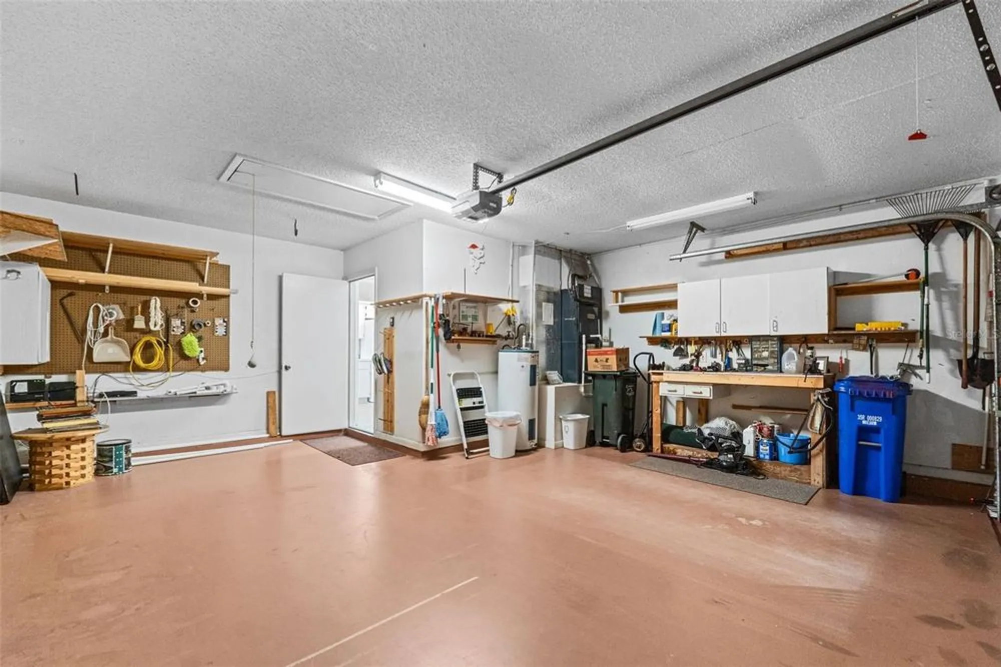 Property Slideshow image 30 of 47 | 3341 highland fairways blvd, Lakeland, FL, 33810