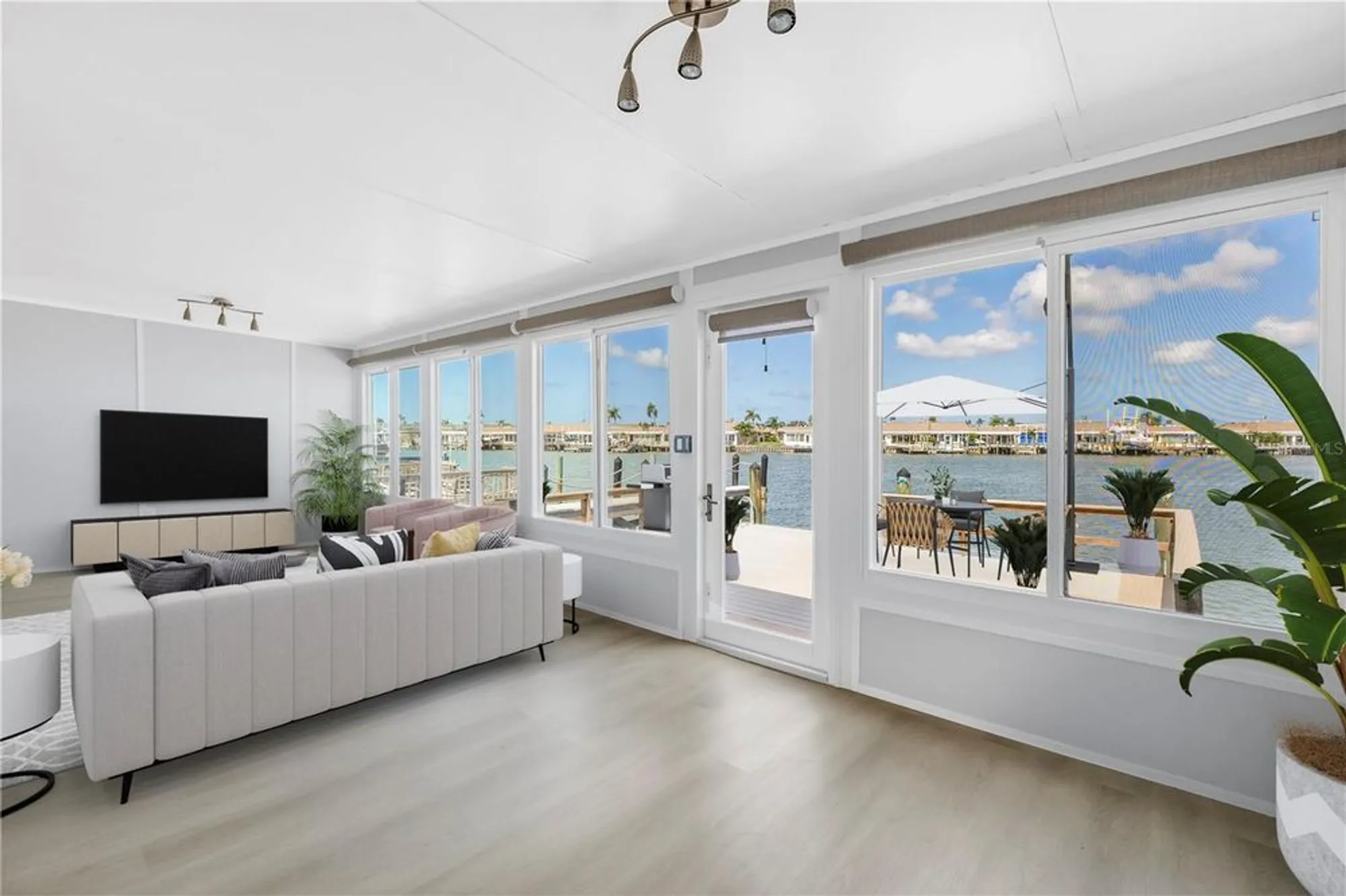 Property Slideshow image 54 of 97 | 433 boca ciega point blvd s # 1012, St Petersburg, FL, 33708