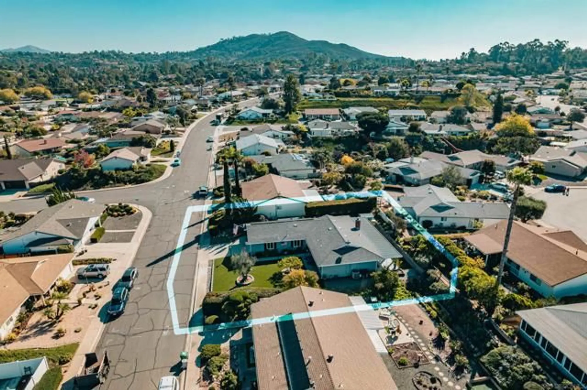 Property Slideshow image 49 of 57 | 16482 roca dr, San Diego, CA, 92128