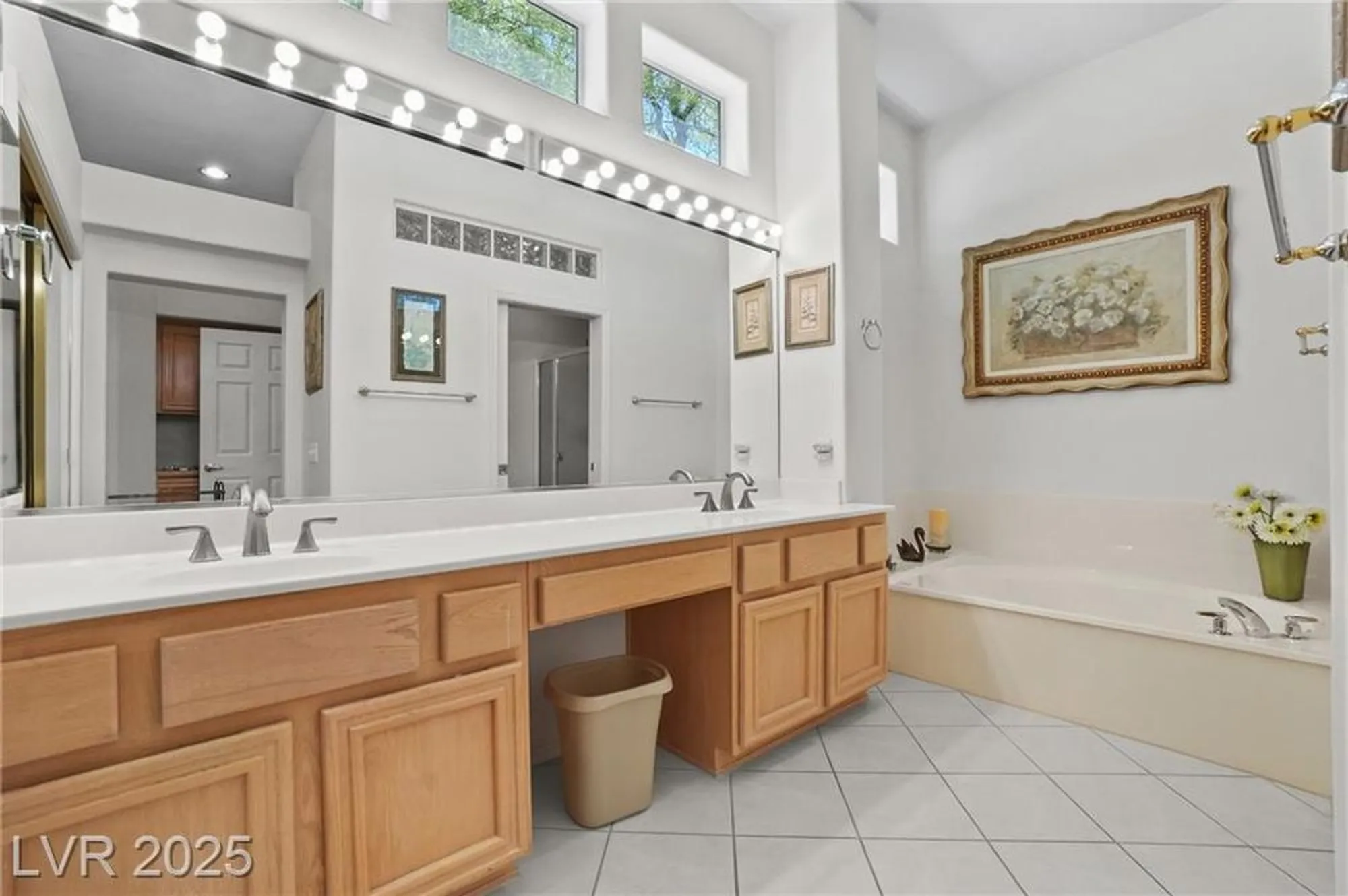 Property Slideshow image 20 of 49 | 10300 linfield pl, Las Vegas, NV, 89134
