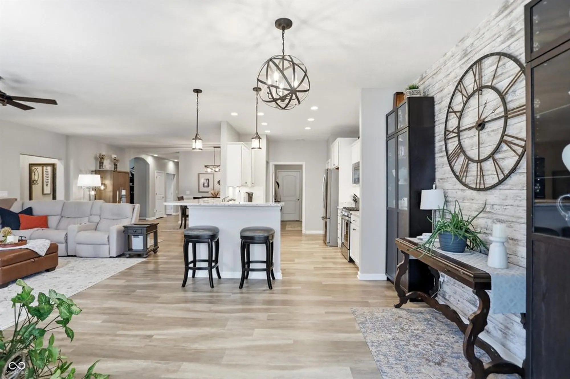 Property Slideshow image 14 of 49 | 2701 byerly pl, Greenwood, IN, 46143