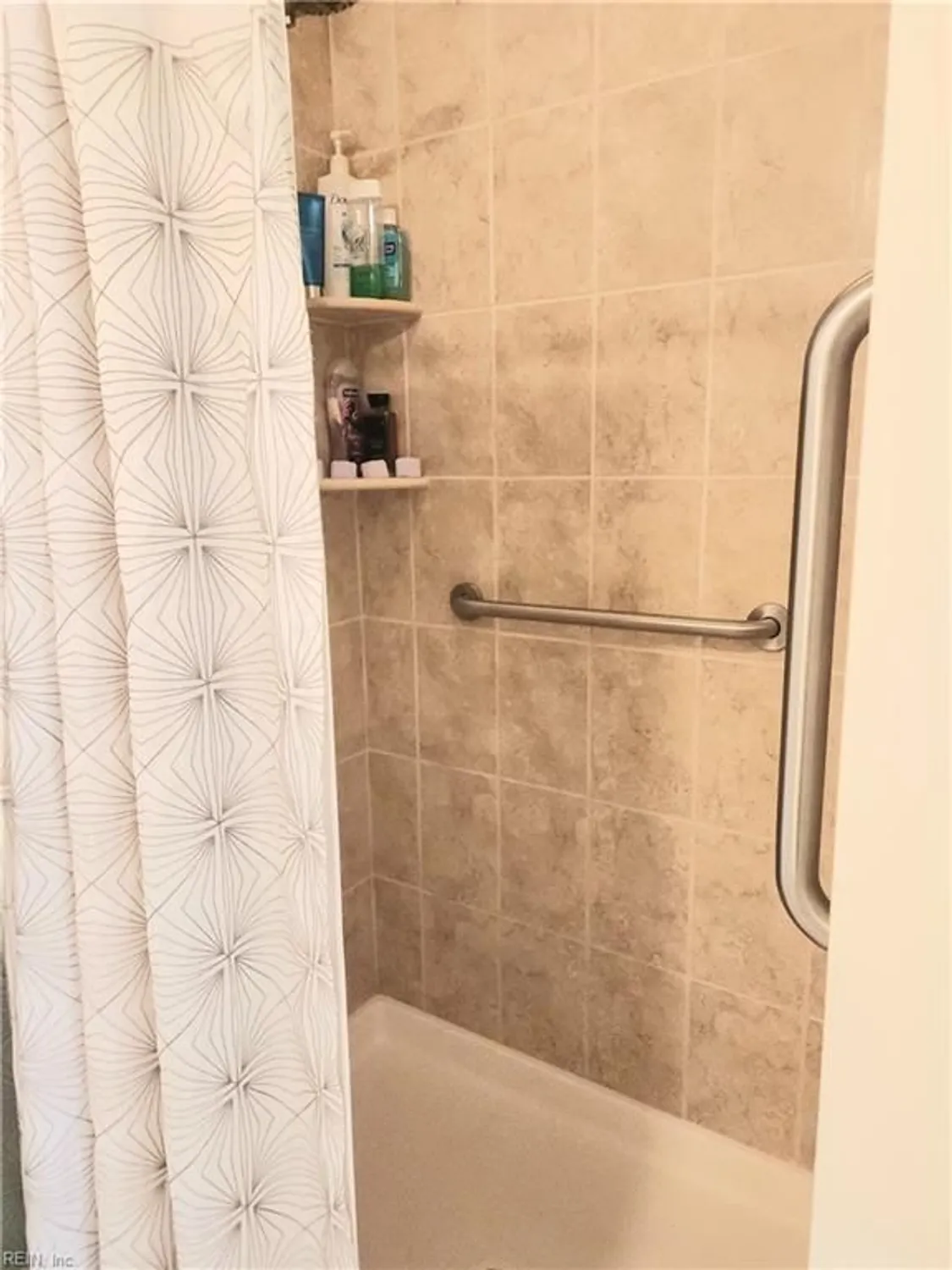 Property Slideshow image 22 of 49 | 1534 carrolton way, Chesapeake, VA, 23320