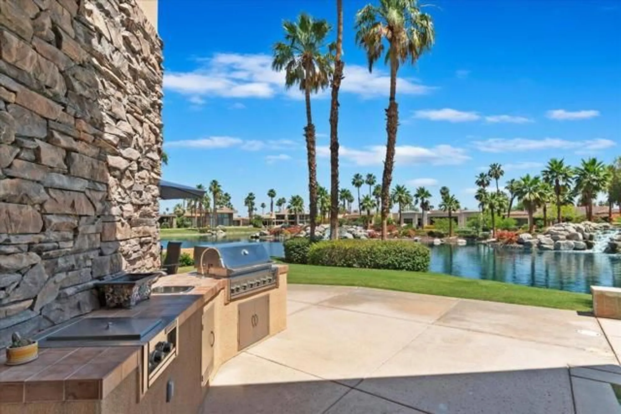 Property Slideshow image 42 of 51 | 55830 cherry hills dr, La Quinta, CA, 92253