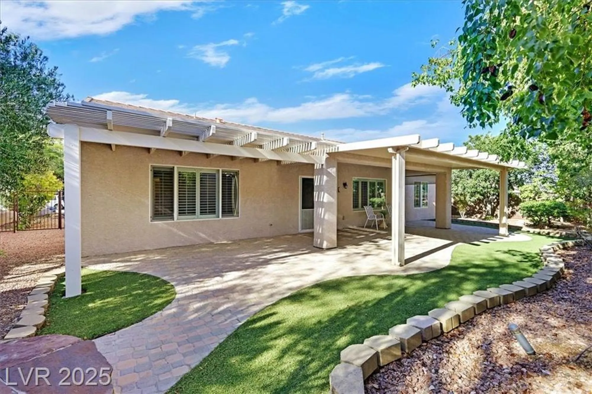 Property Slideshow image 23 of 40 | 2164 sawtooth mountain dr, Henderson, NV, 89044