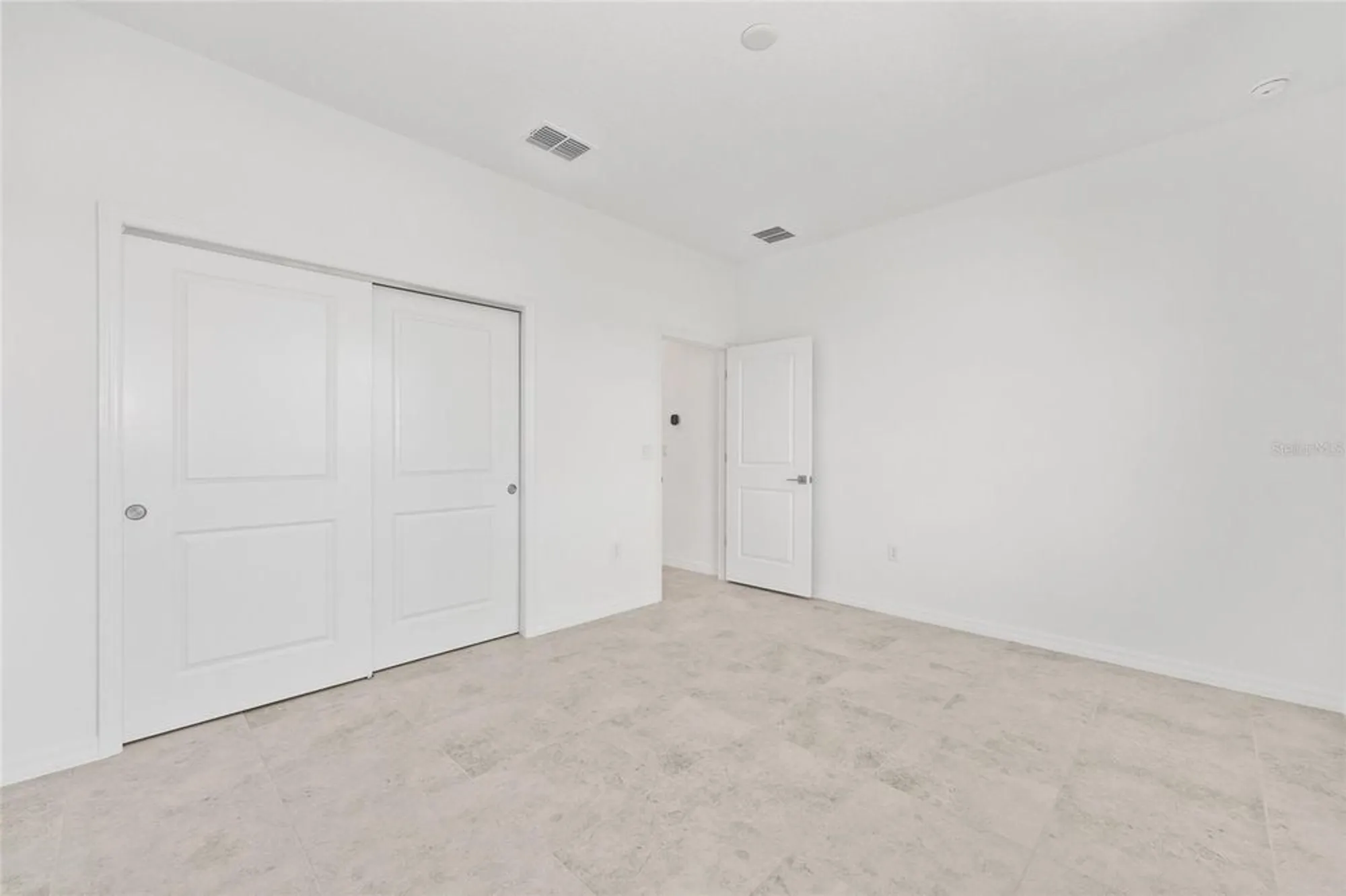 Property Slideshow image 11 of 36 | 10377 sw 106th ct, Ocala, FL, 34481