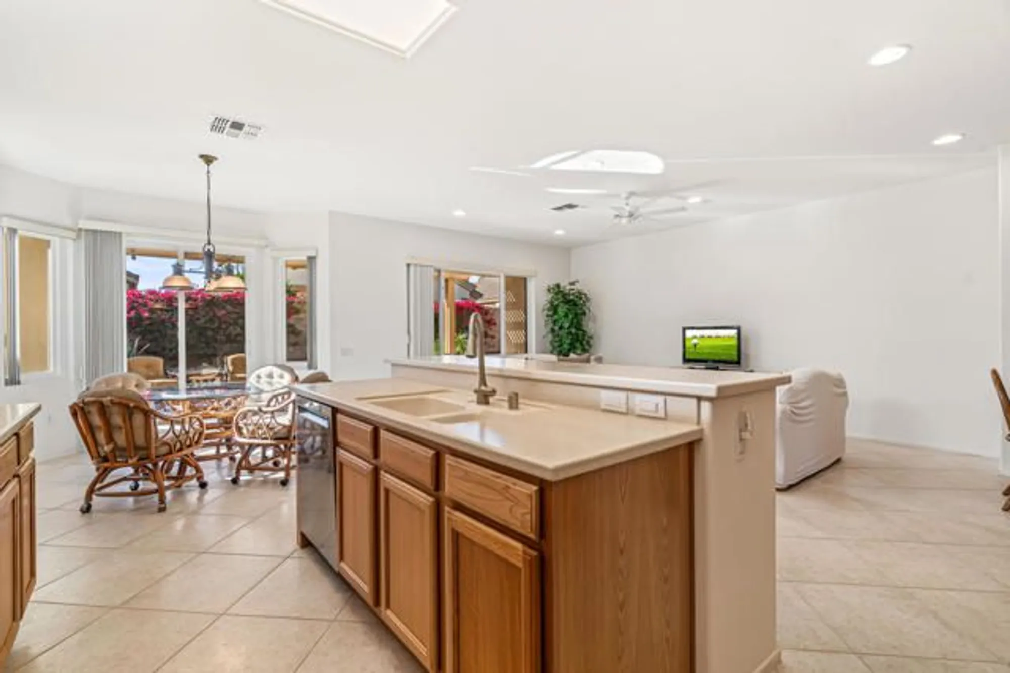 Property Slideshow image 15 of 61 | 35401 staccato st, Palm Desert, CA, 92211