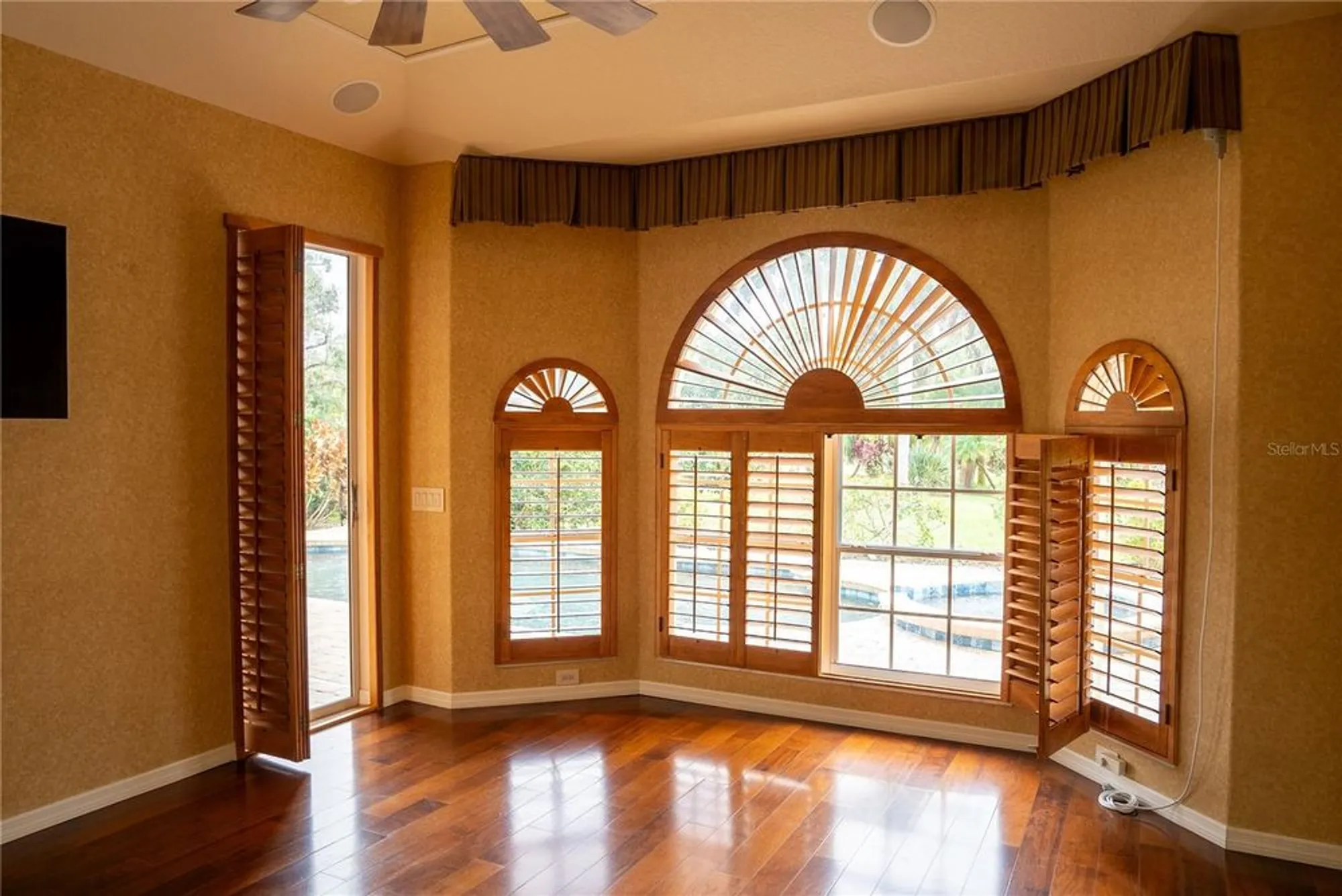 Property Slideshow image 26 of 37 | 326 saint george ct 14, Venice, FL, 34293
