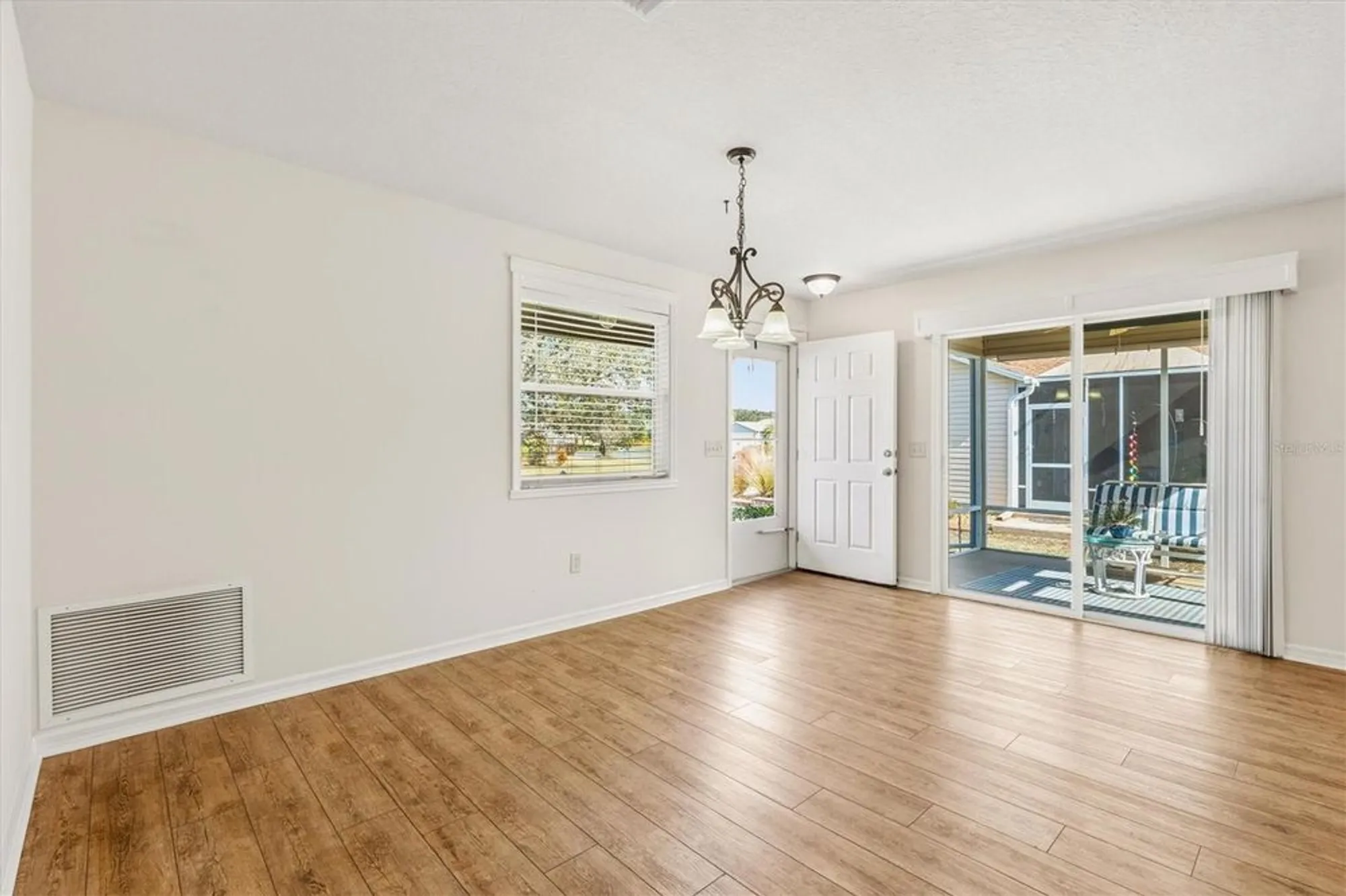 Property Slideshow image 6 of 34 | 2136 kerwood loop, The Villages, FL, 32162