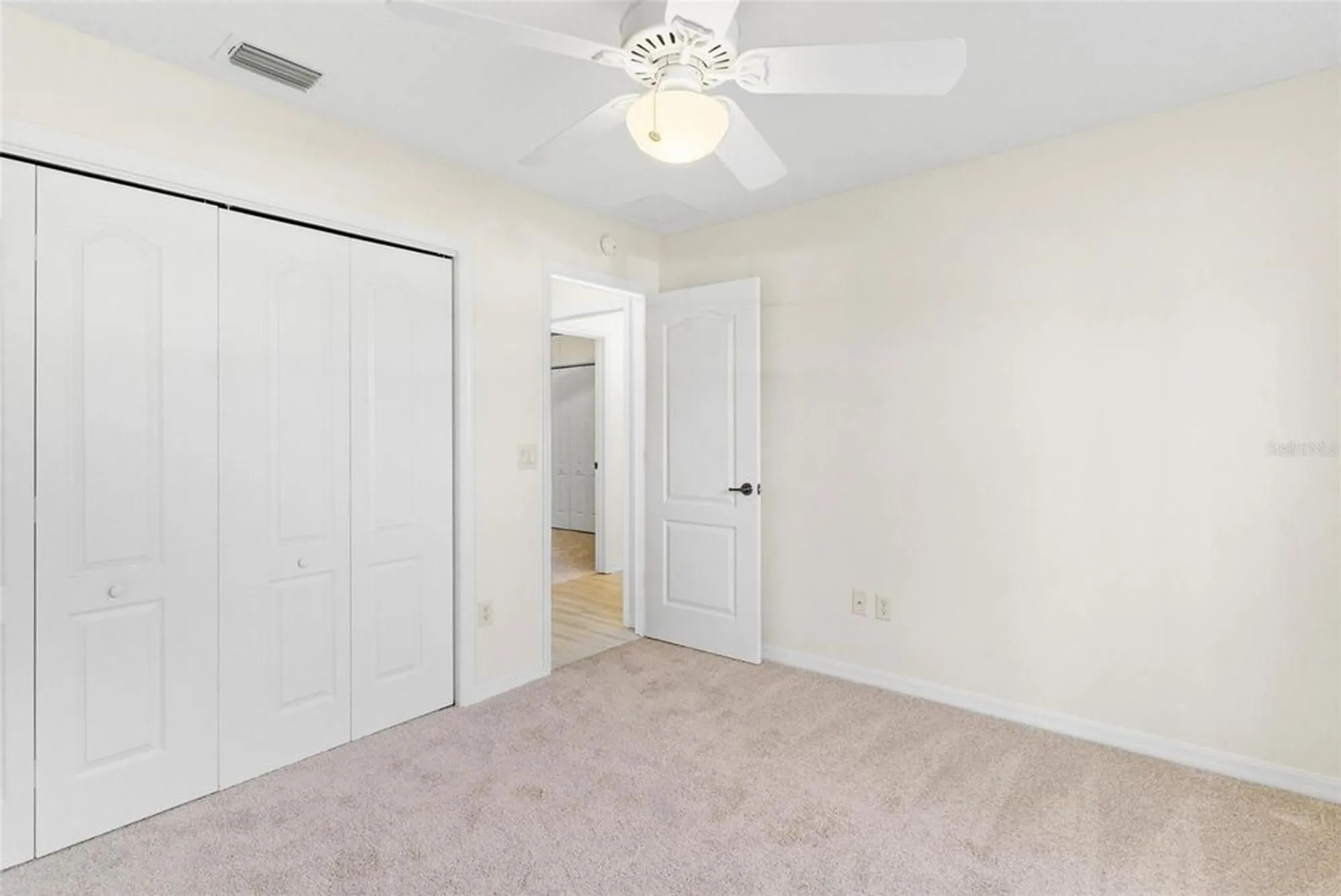 Property Slideshow image 15 of 44 | 471 gaskin ln, The Villages, FL, 32162