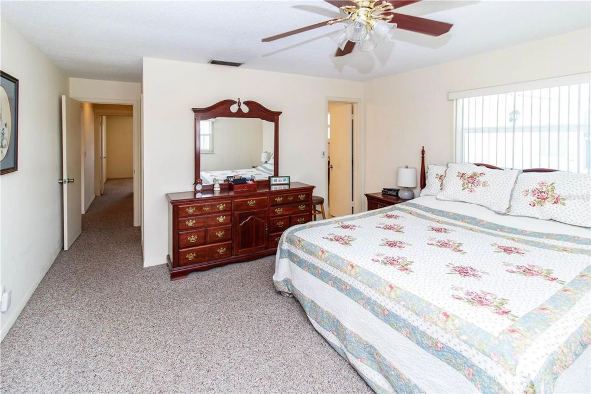 Property Slideshow image 18 of 52 | 10139 44th way n # 10139, Pinellas Park, FL, 33782