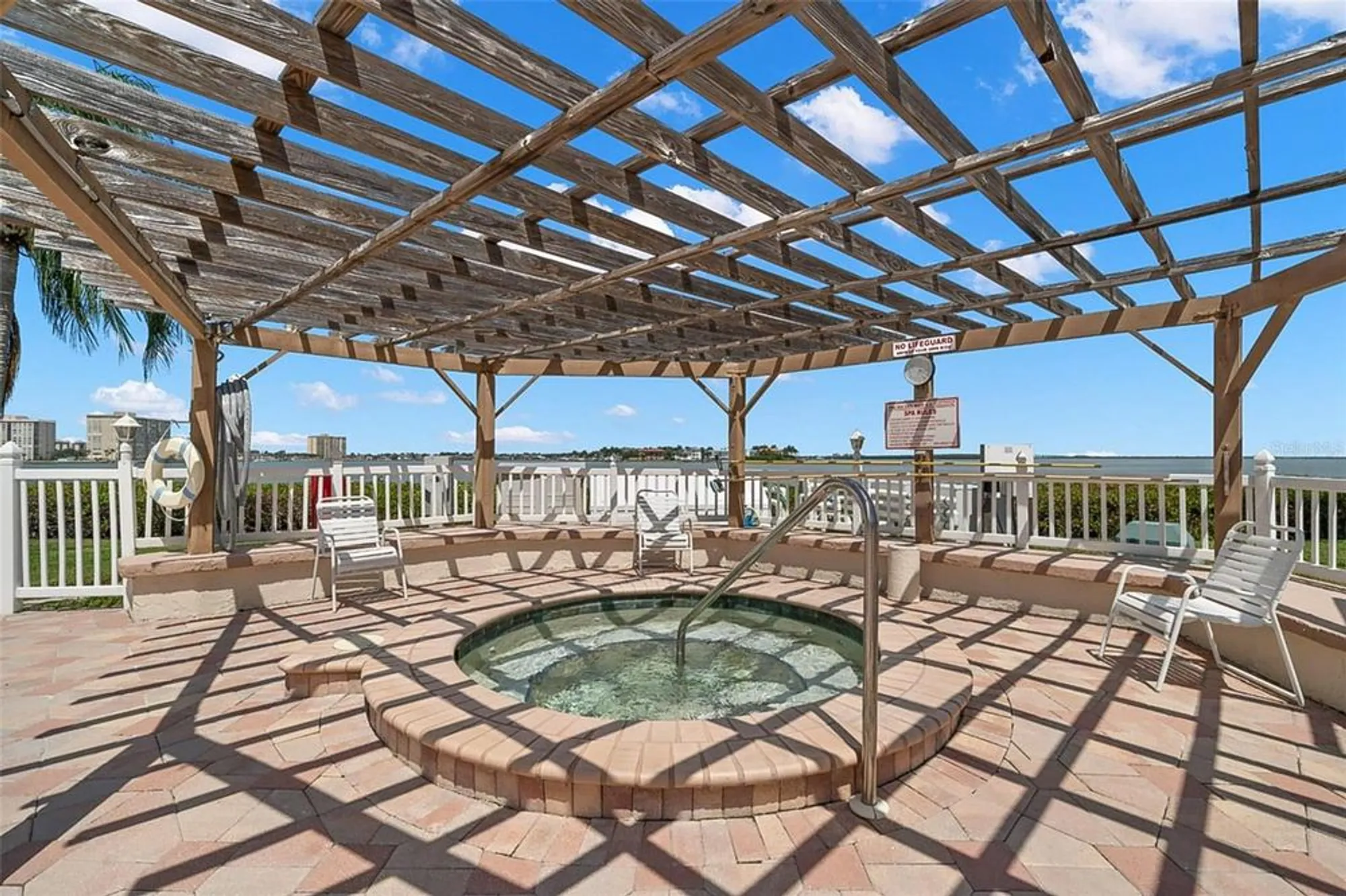 Property Slideshow image 35 of 43 | 6219 palma del mar blvd s apt 606, Saint Petersburg, FL, 33715