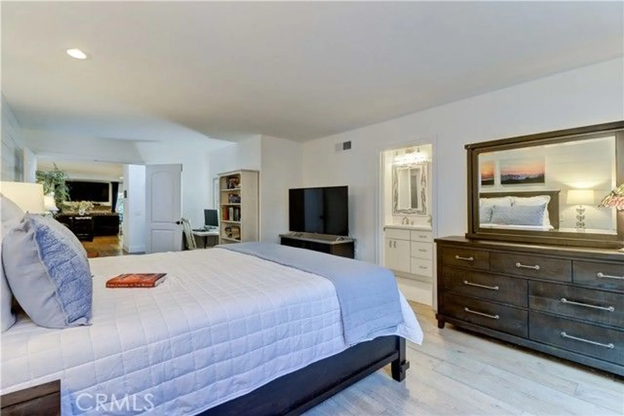Property Slideshow image 14 of 44 | 5415 via carrizo c, Laguna Woods, CA, 92637