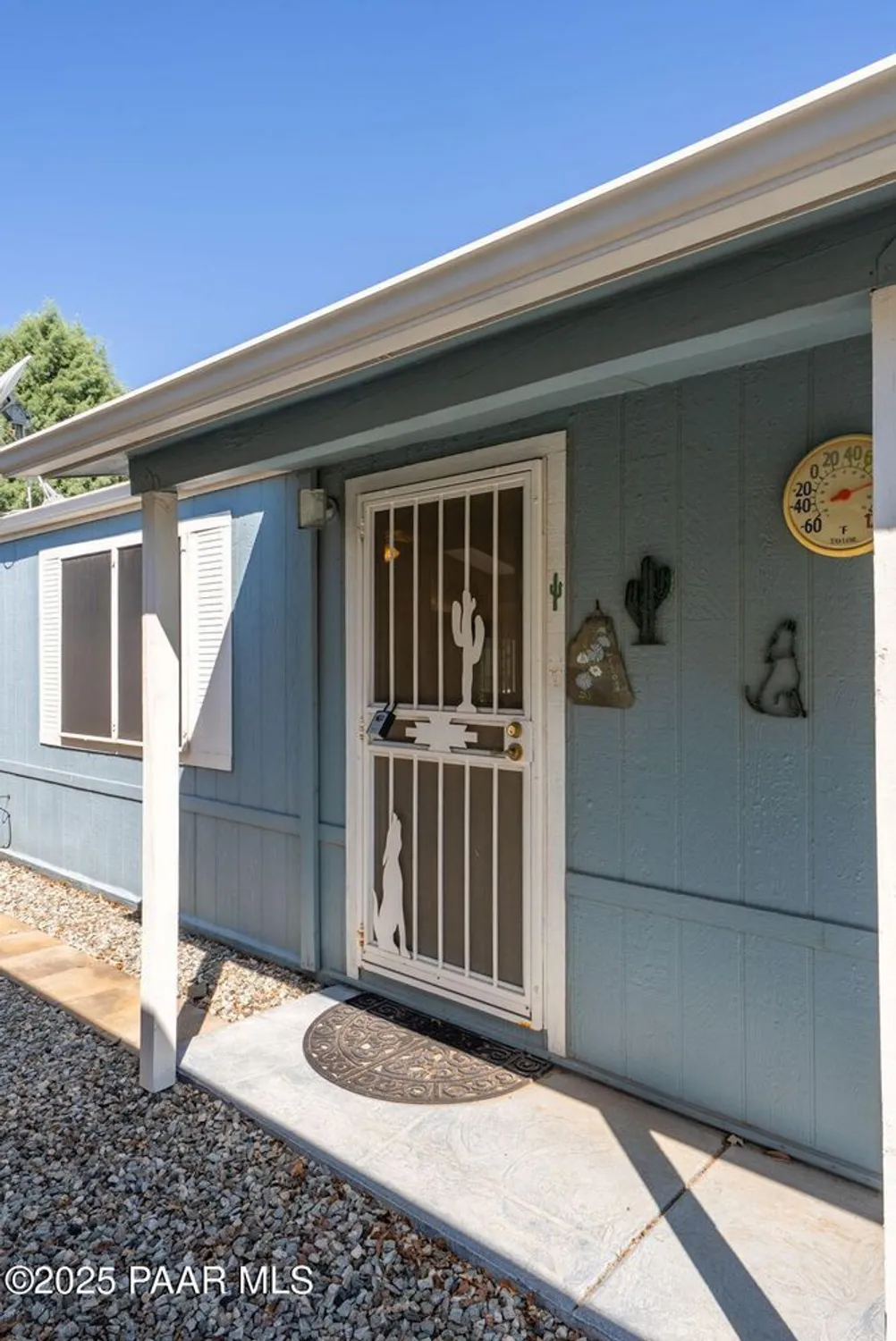 Property Slideshow image 2 of 24 | 624 n blue spruce dr, Dewey-Humboldt, AZ, 86327