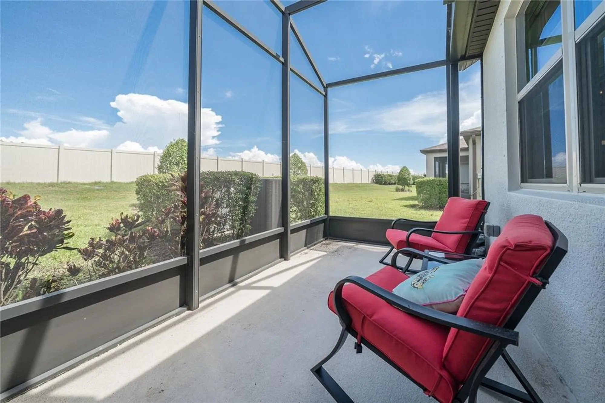 Property Slideshow image 19 of 67 | 19287 coastal shore ter, Land O Lakes, FL, 34638