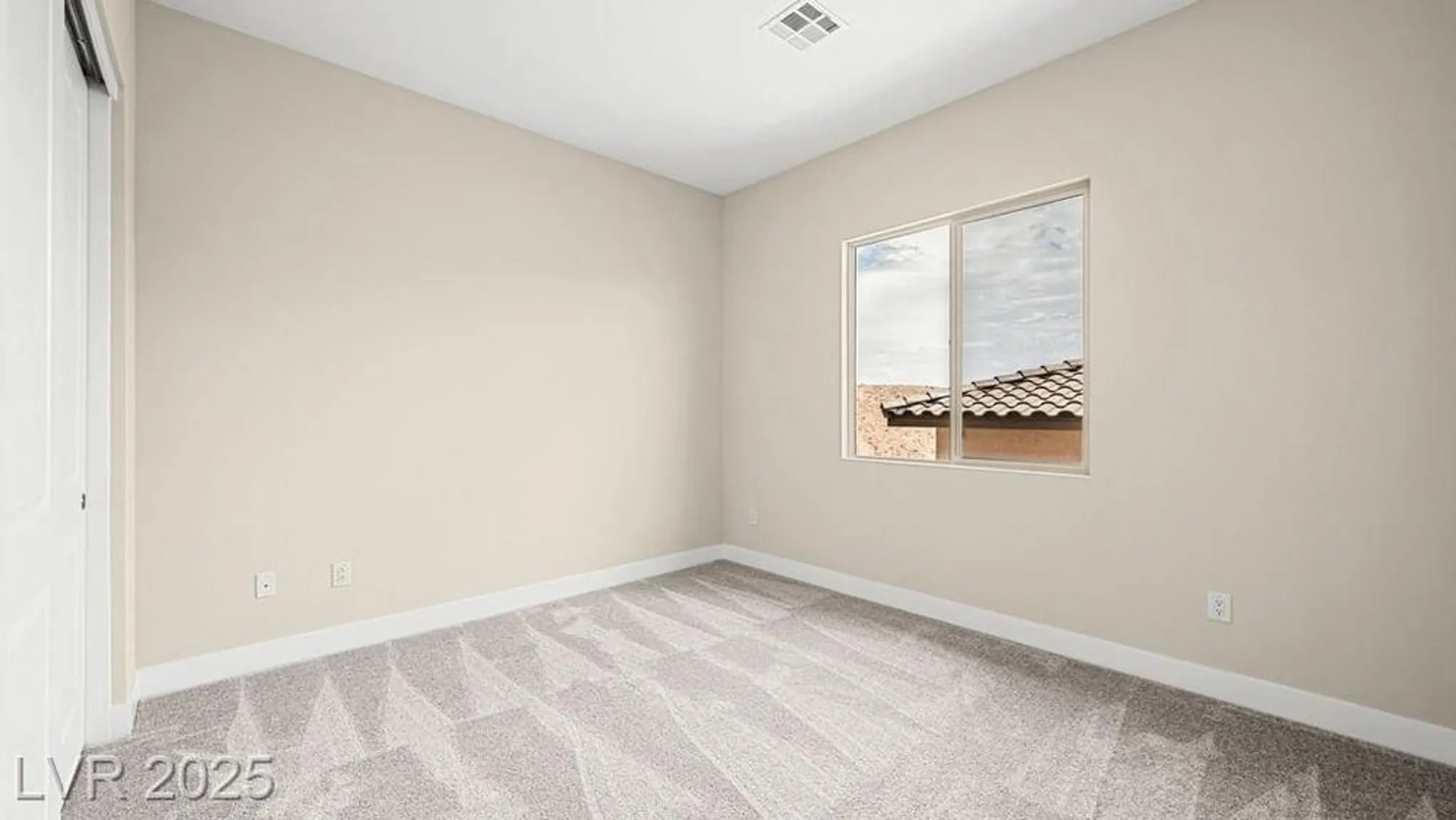 Property Slideshow image 34 of 48 | 237 paraggi bay dr, Henderson, NV, 89011