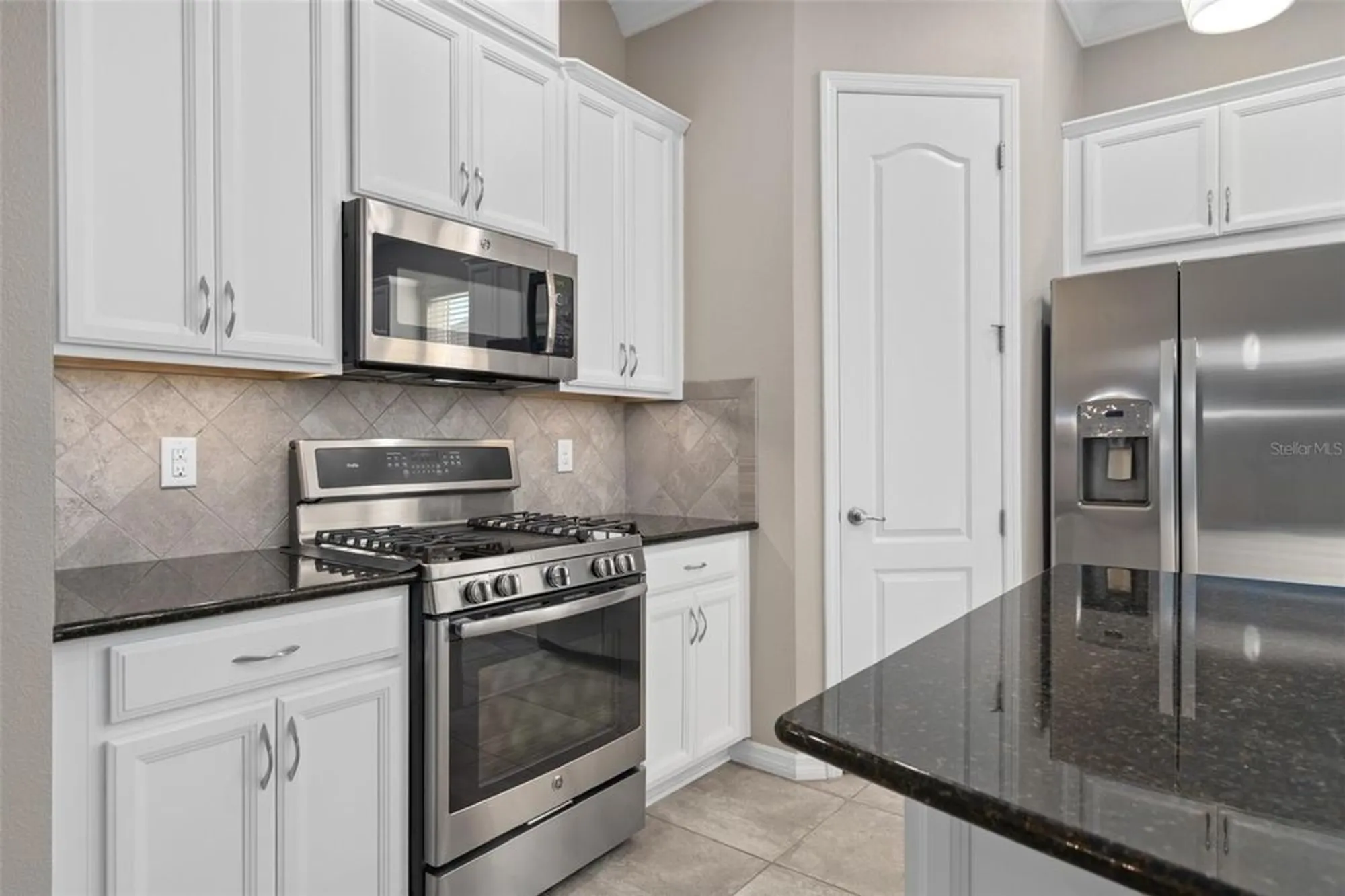 Property Slideshow image 5 of 72 | 1046 timbervale trl, Clermont, FL, 34715